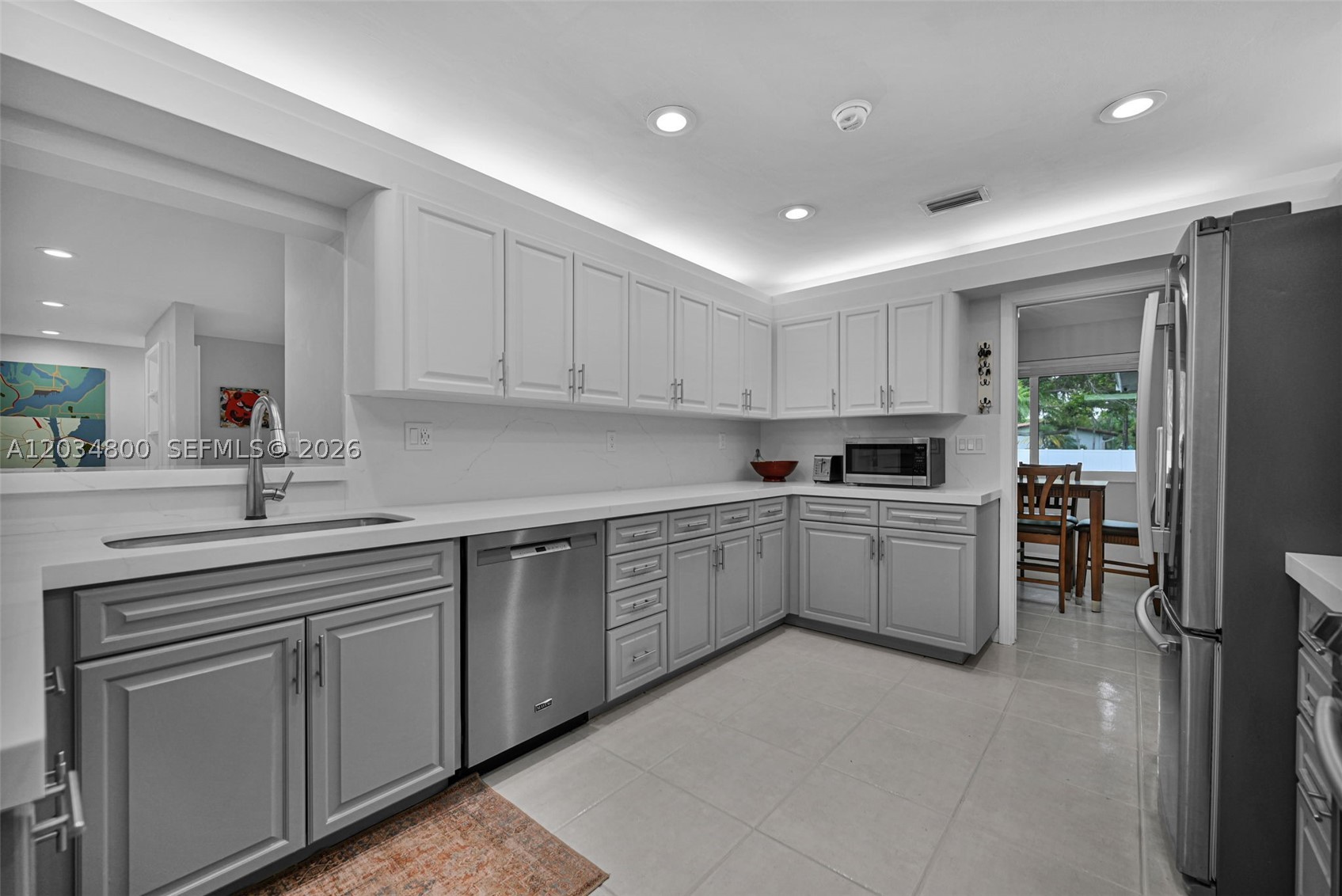 CORAL REEF ESTATES - Residential