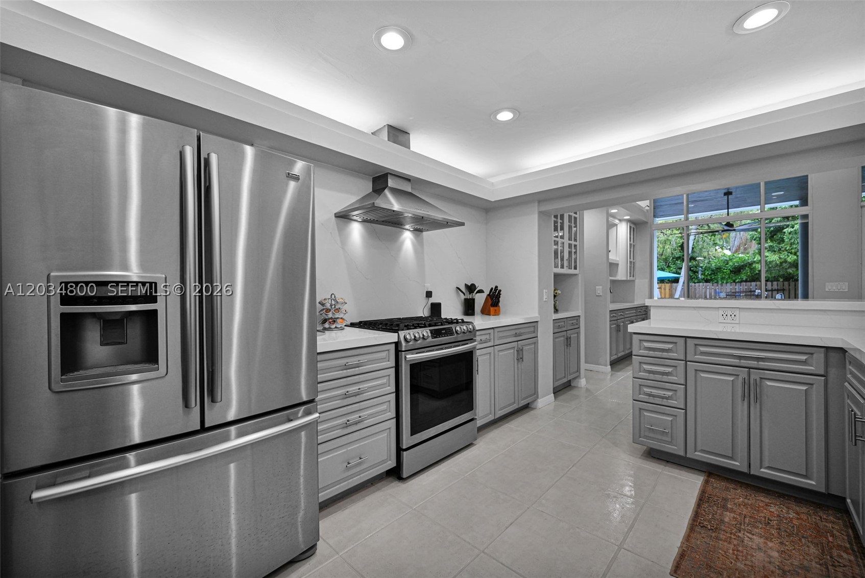 CORAL REEF ESTATES - Residential