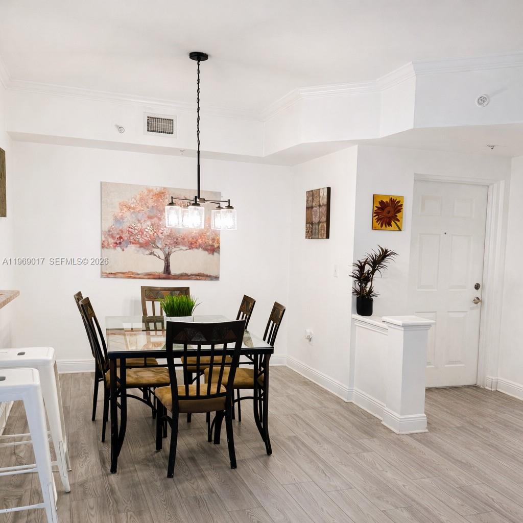 PORTO BELLAGIO CONDO - Residential
