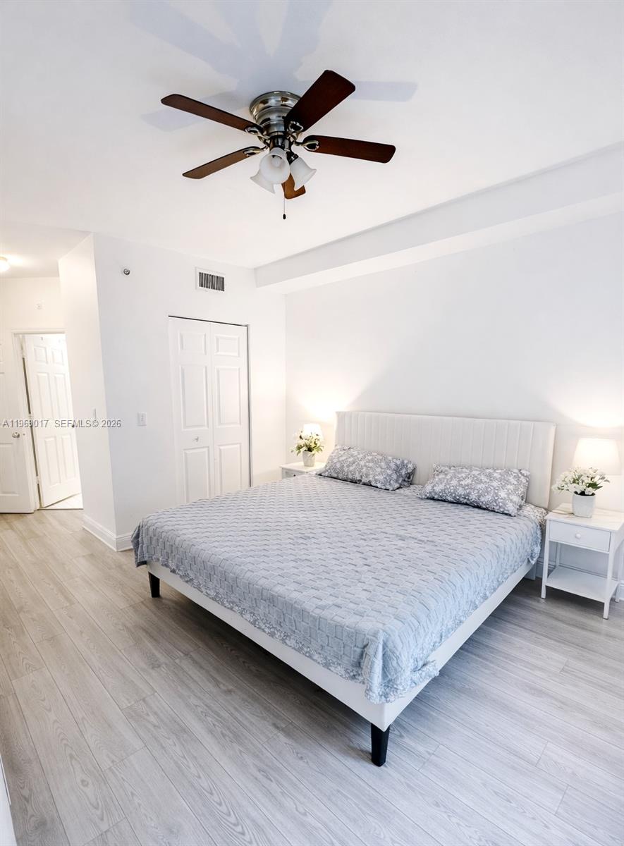 PORTO BELLAGIO CONDO - Residential