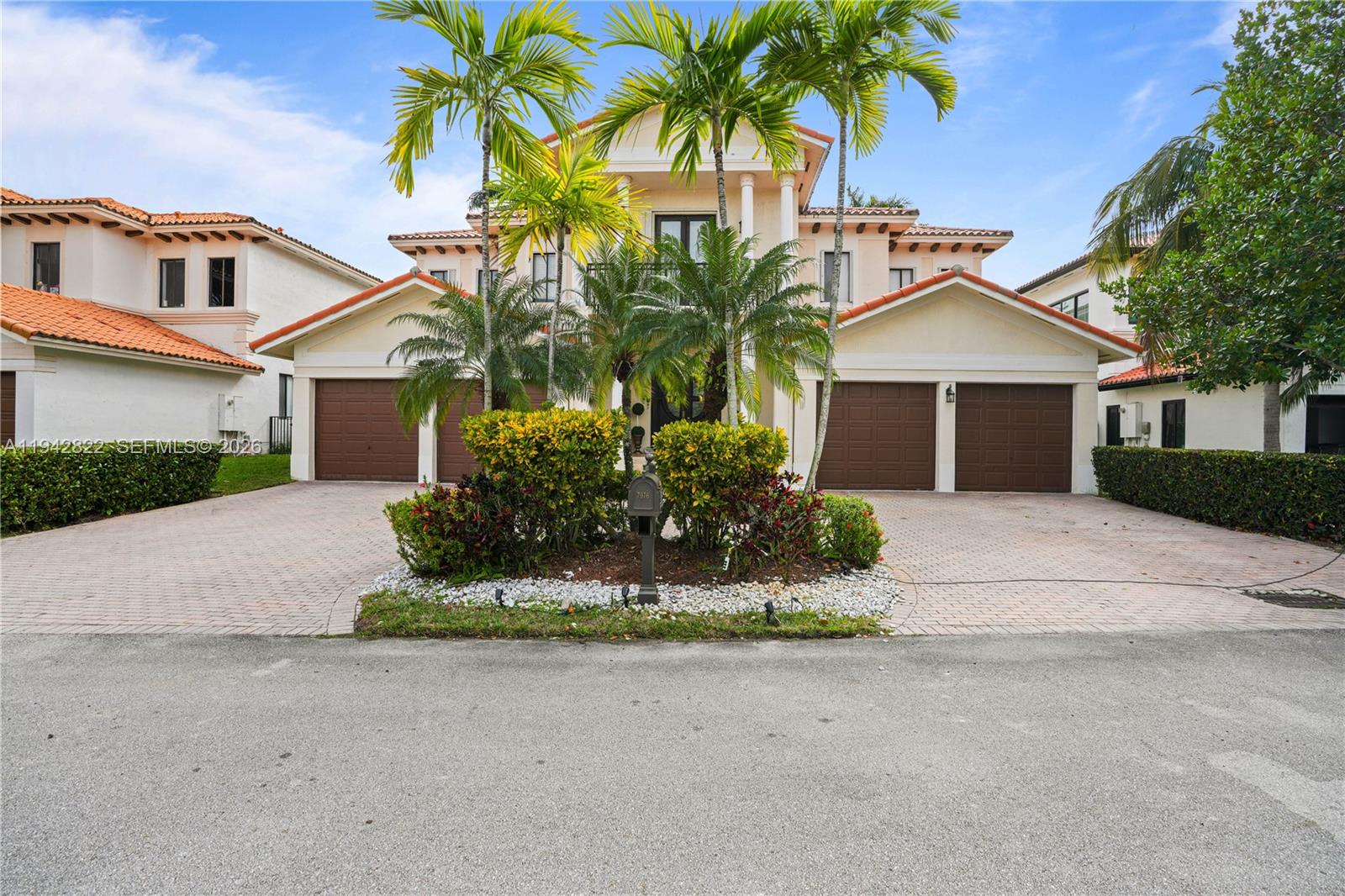 CUTLER CAY - Residential
