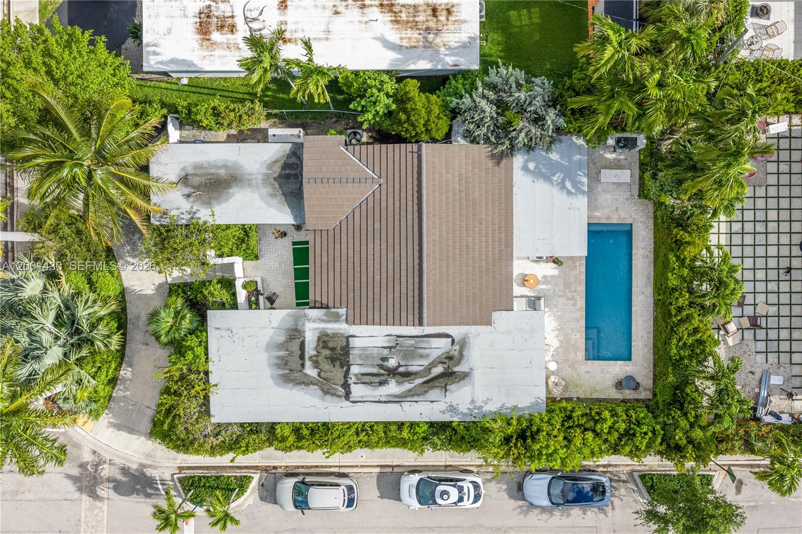 TREASURE PLAZA - Residential