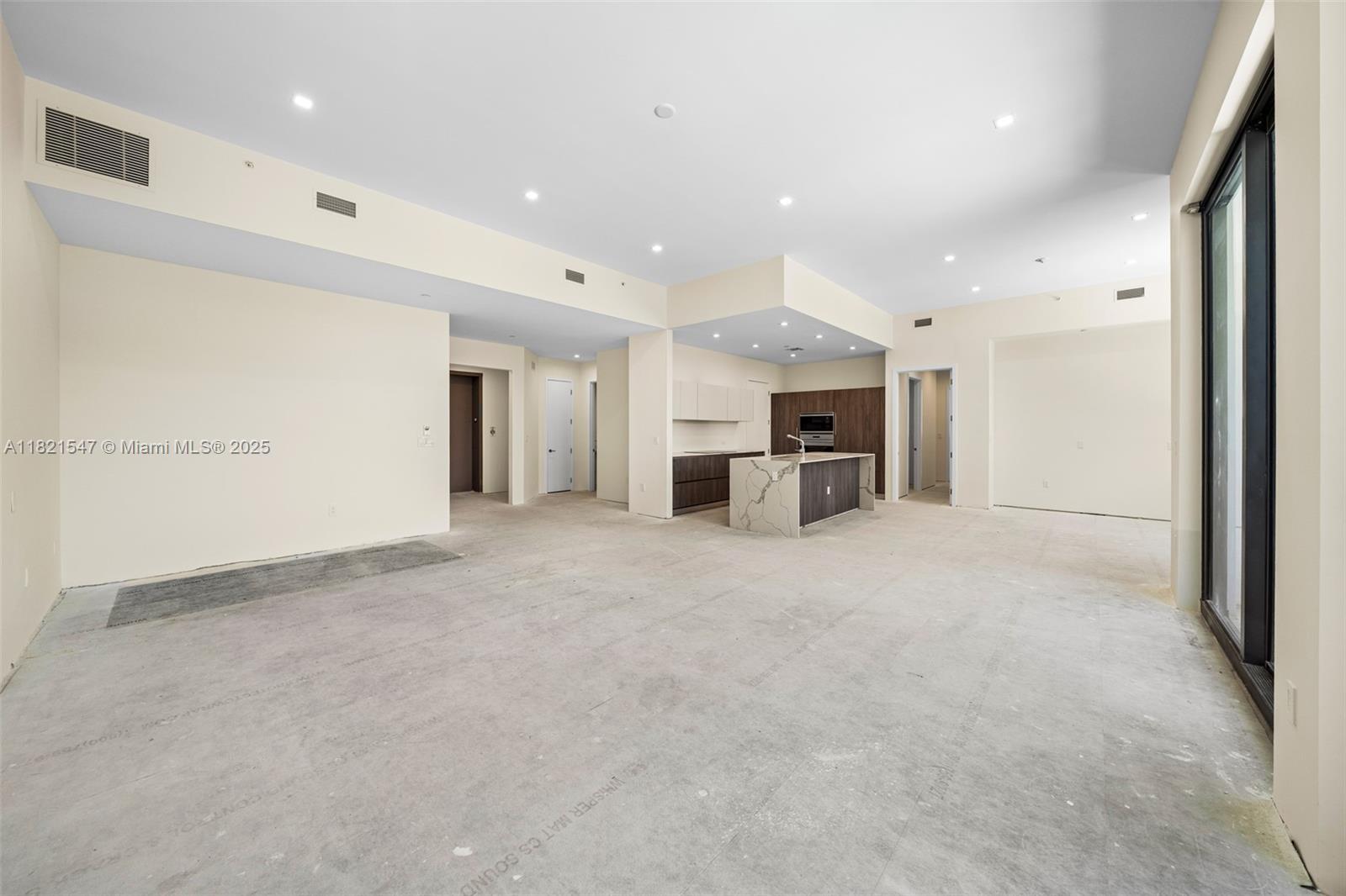 GIRALDA PLACE CONDO - Residential