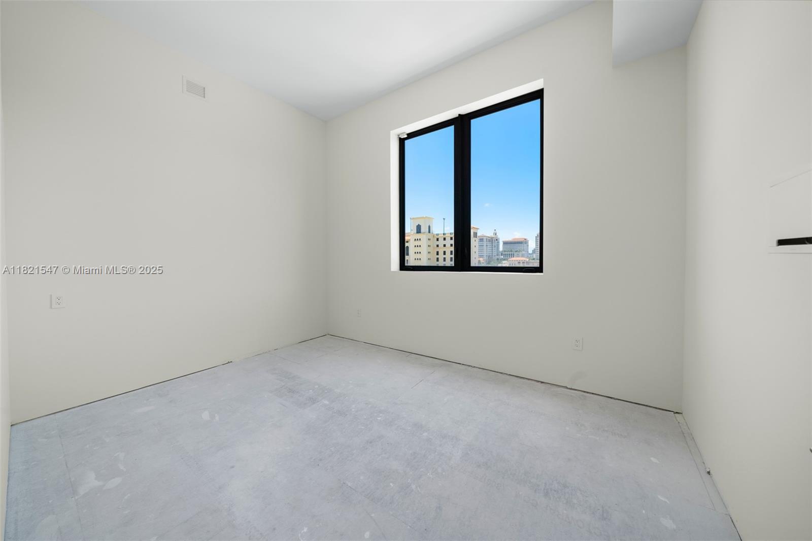 GIRALDA PLACE CONDO - Residential