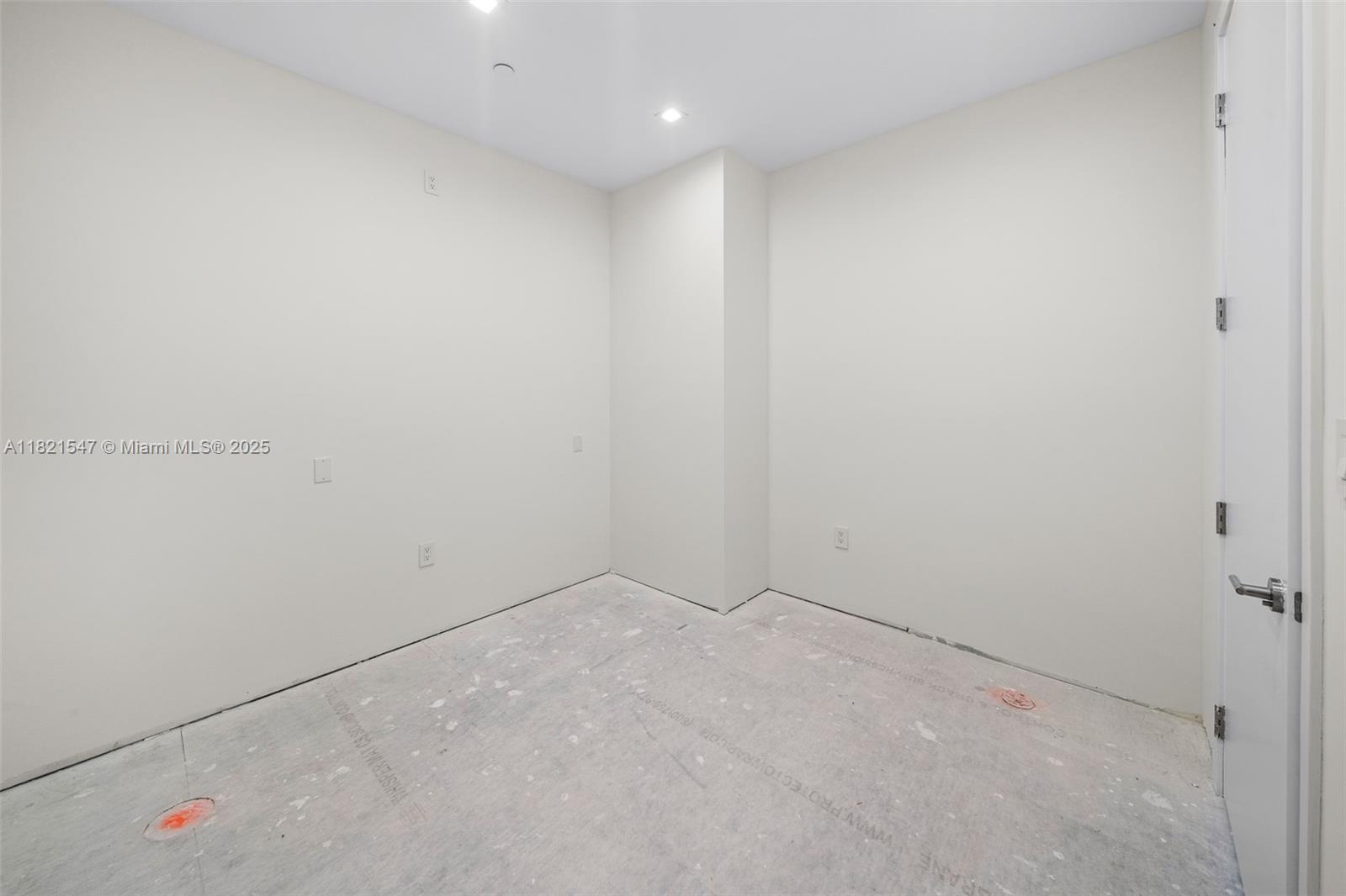GIRALDA PLACE CONDO - Residential
