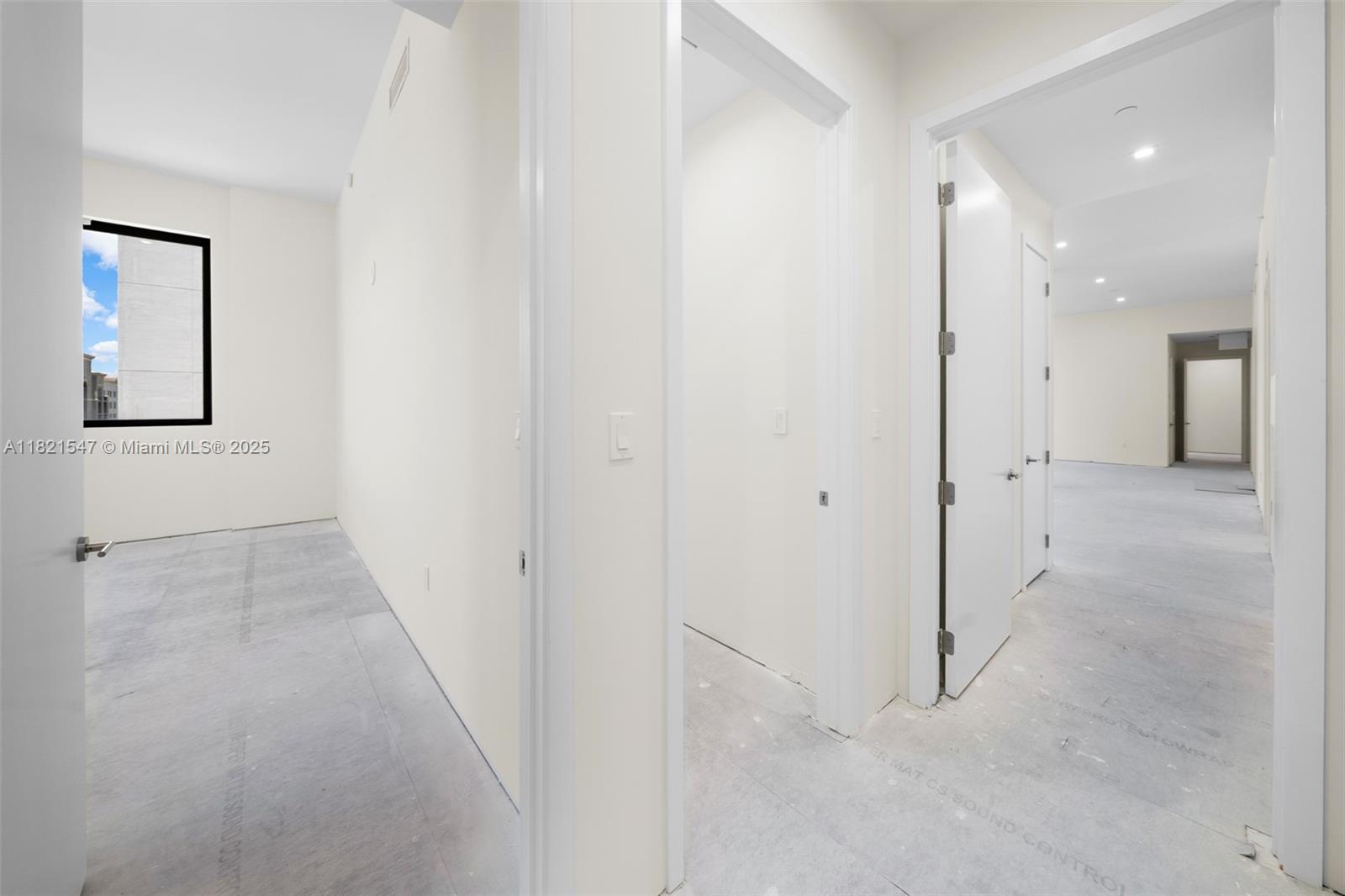 GIRALDA PLACE CONDO - Residential