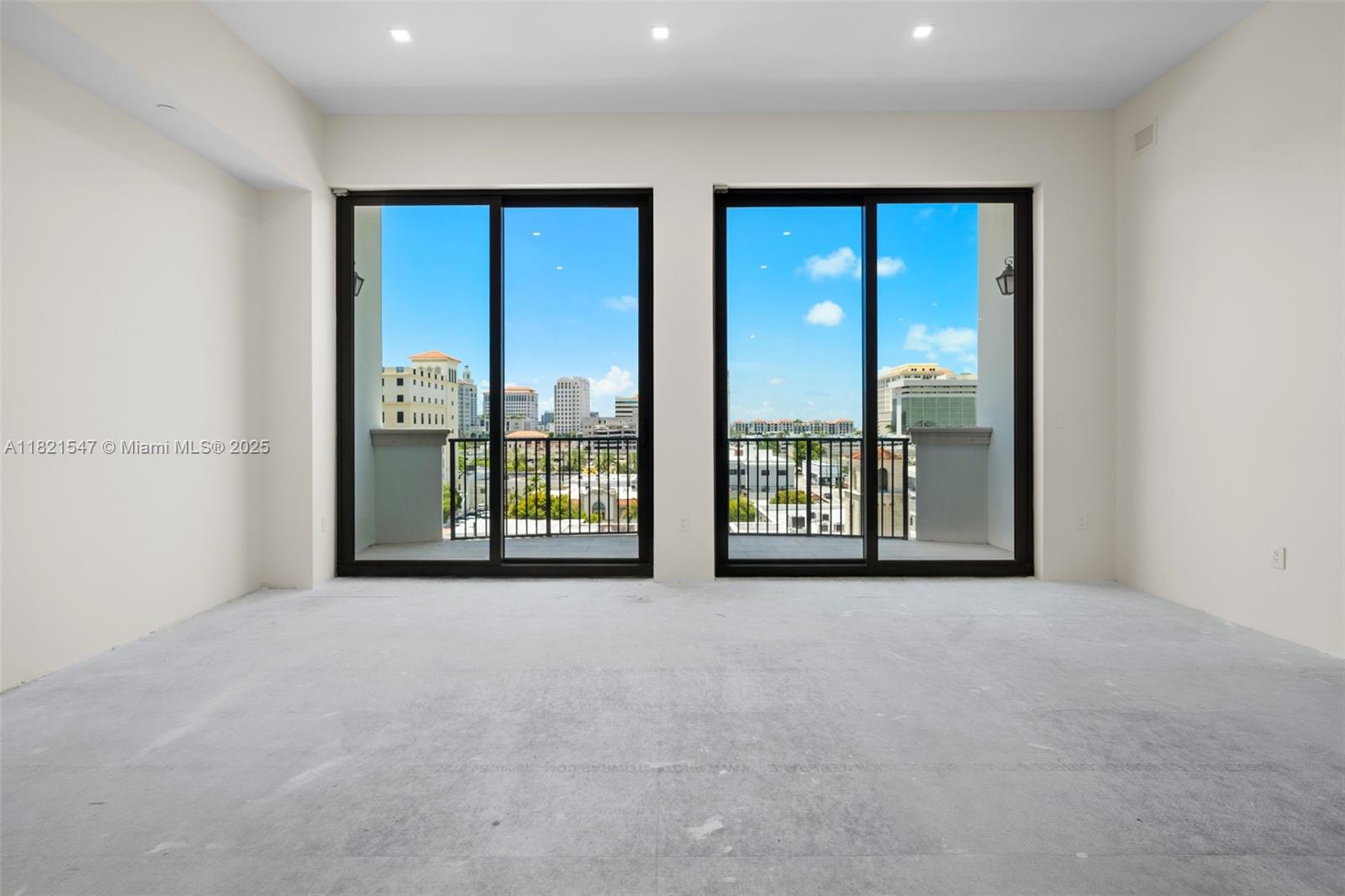 GIRALDA PLACE CONDO - Residential