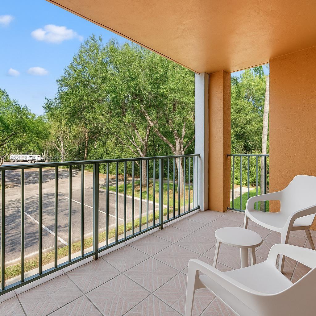 THE ENCLAVE AT NAPLES - Residential