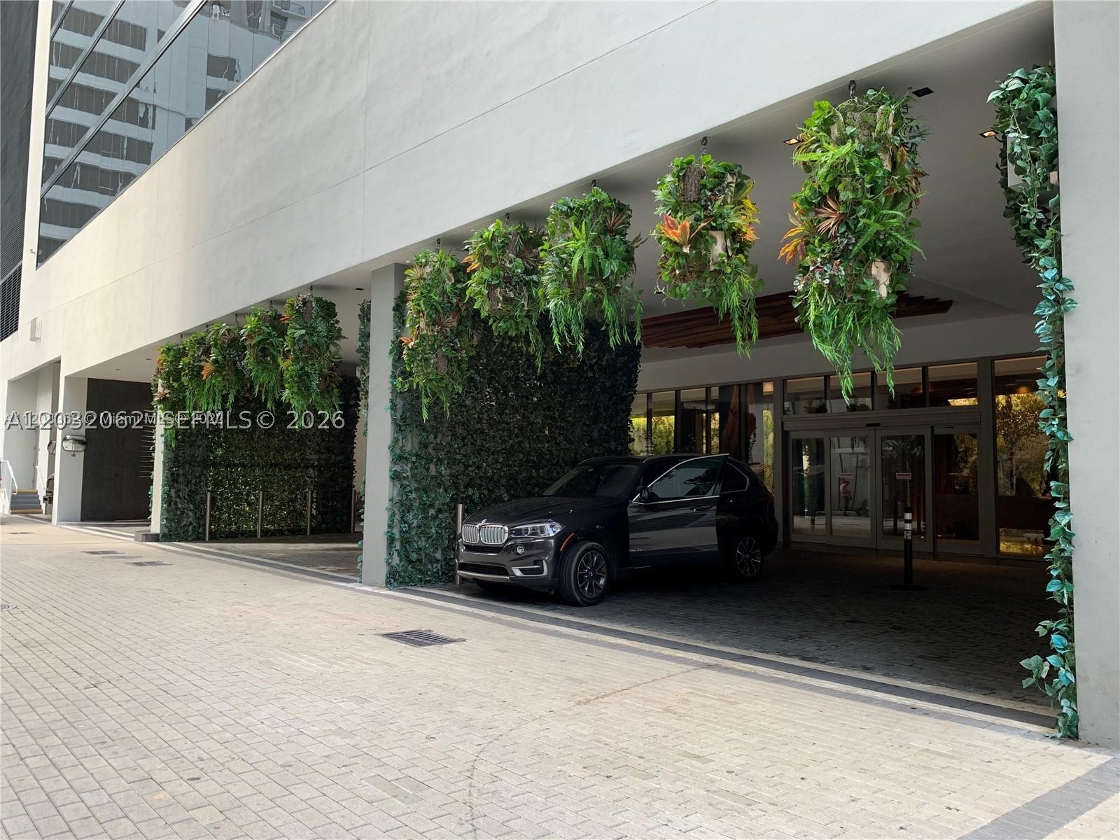 1010 BRICKELL CONDO - Residential Lease