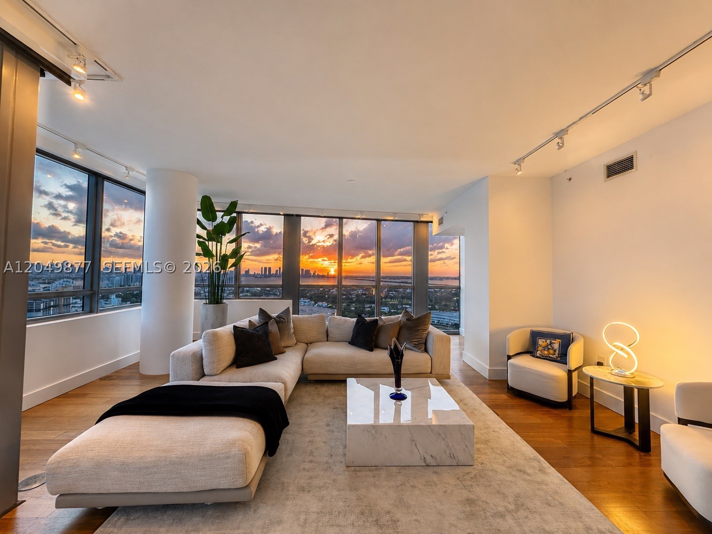 SETAI RESORT & RESIDENCES - Residential Lease