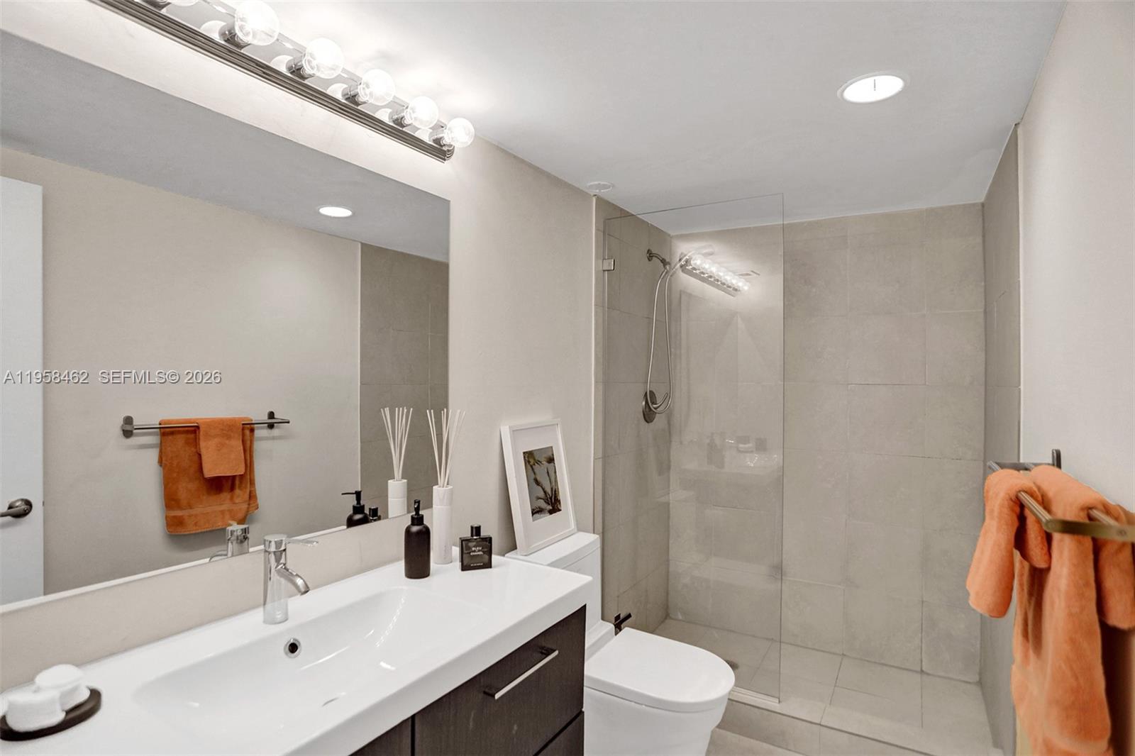 OCEANVIEW BUILDING A COND - Residential