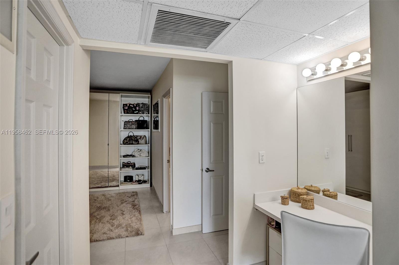 OCEANVIEW BUILDING A COND - Residential