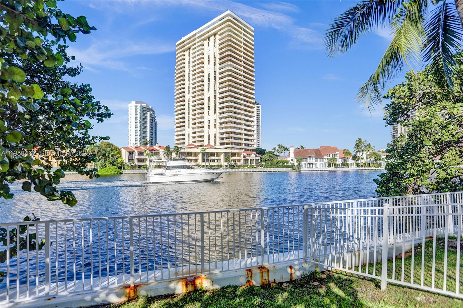 OCEANVIEW BUILDING A COND - Residential