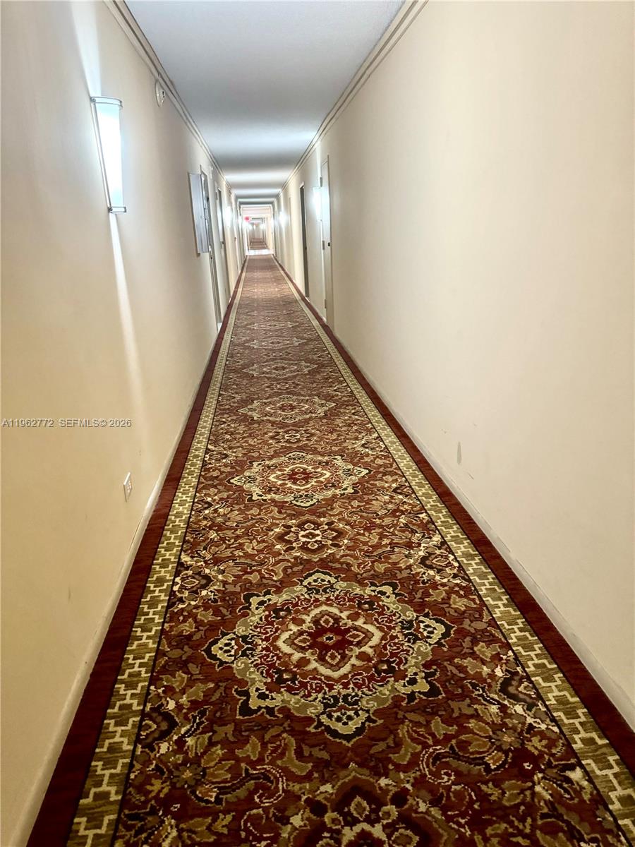 WINSTON TOWERS 200 - Residential