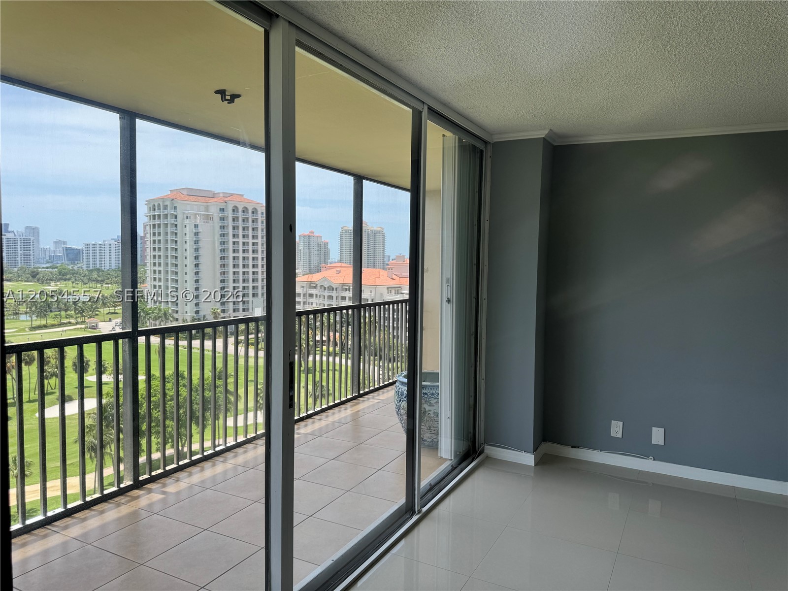CORONADO CONDO TOWER II - Residential
