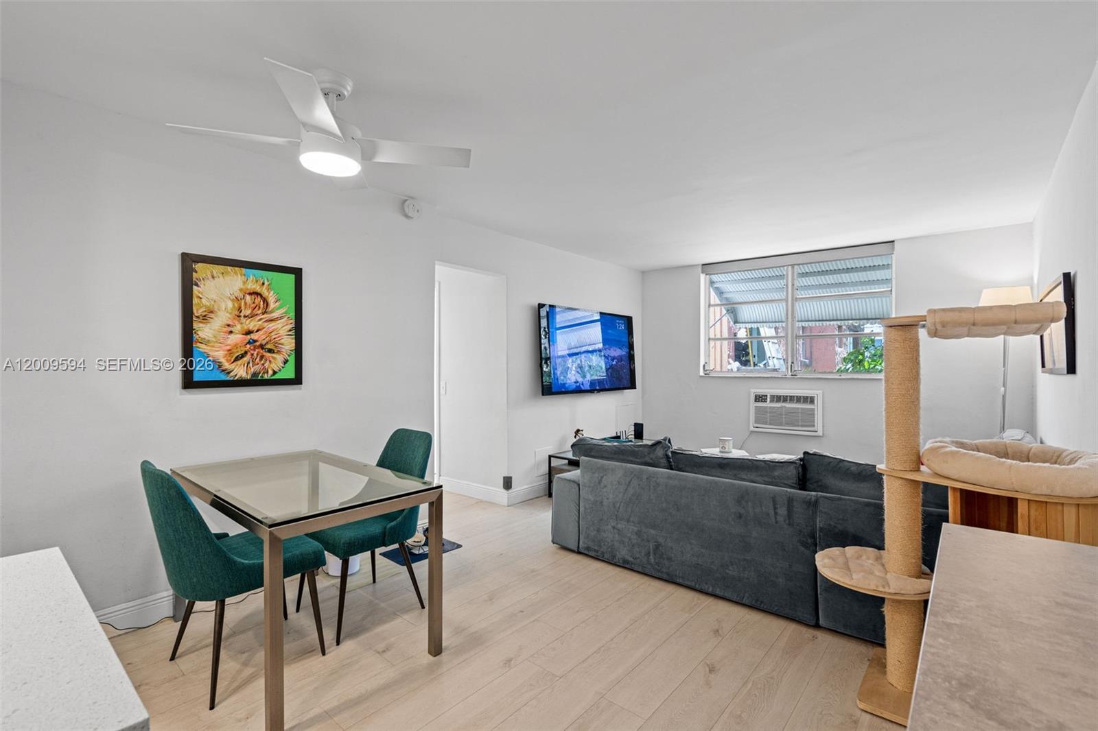 915 BLDG INC CONDO - Residential