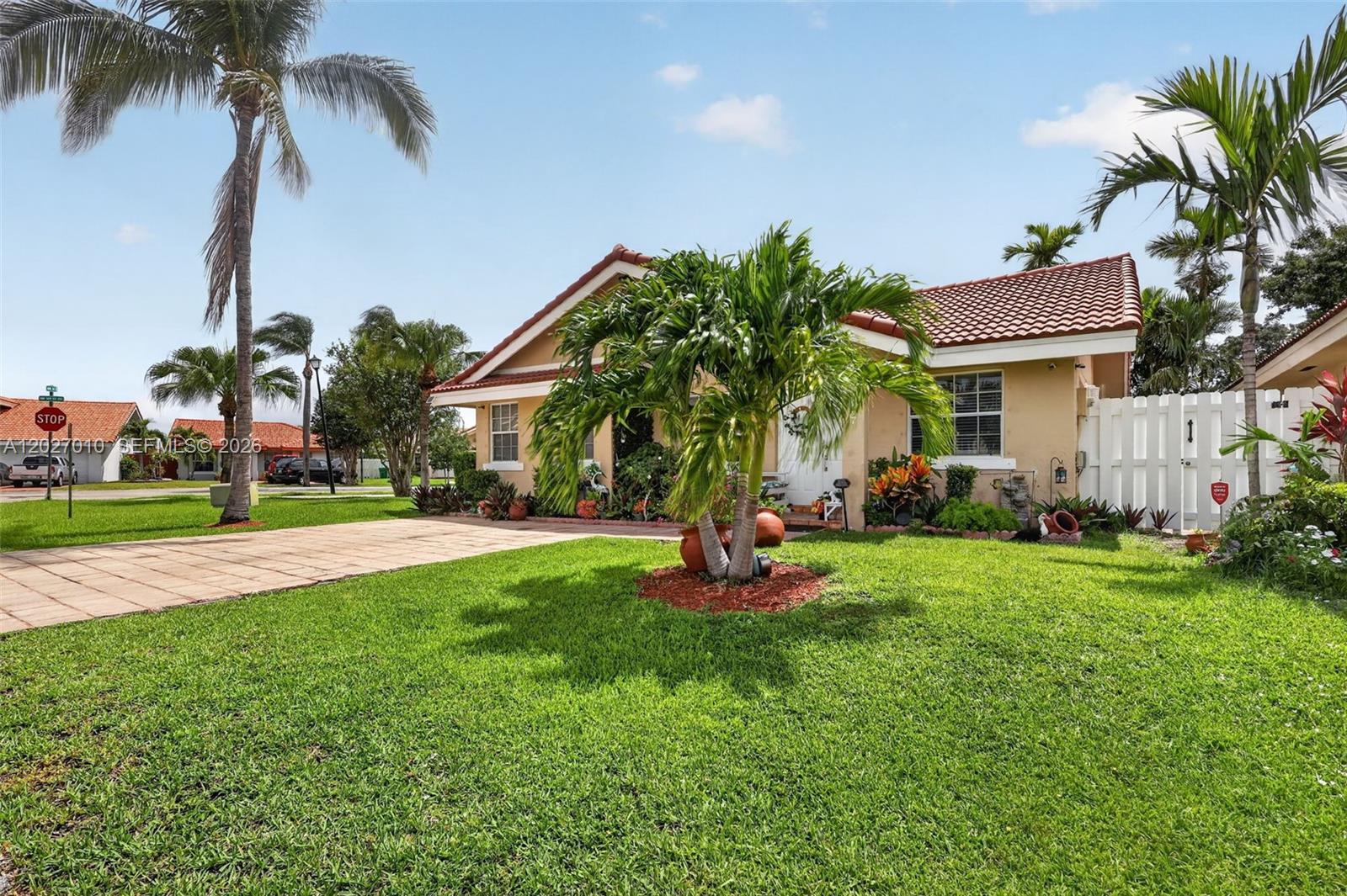 Lakes of Avalon - Residential