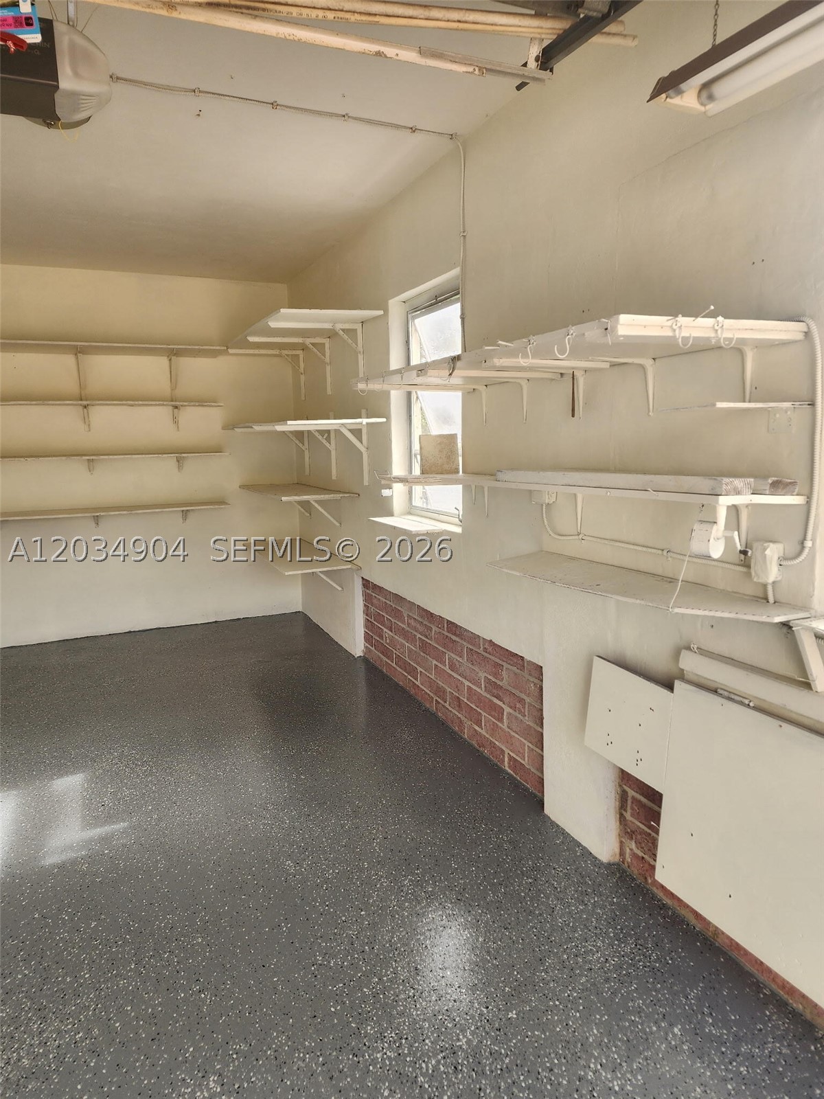 HOLLYWOOD CENTER AMEN PLA - Residential Income