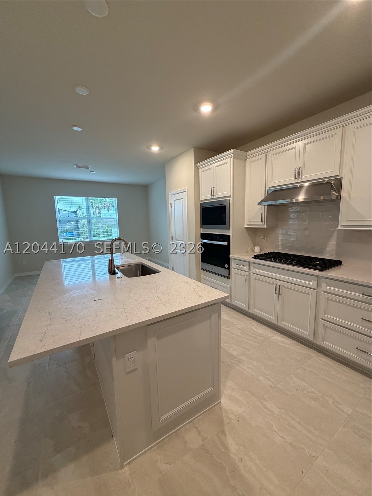 HERON PRESERVE AT TRADITI - Residential