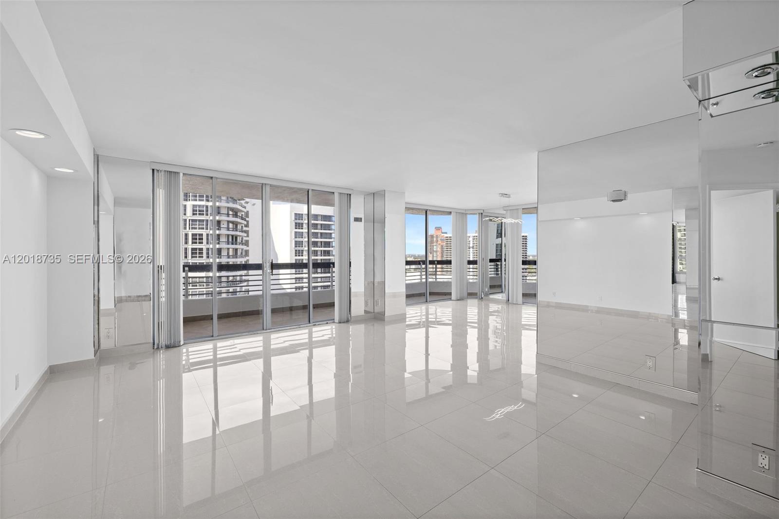 MYSTIC POINTE CONDO NO TW - Residential Lease