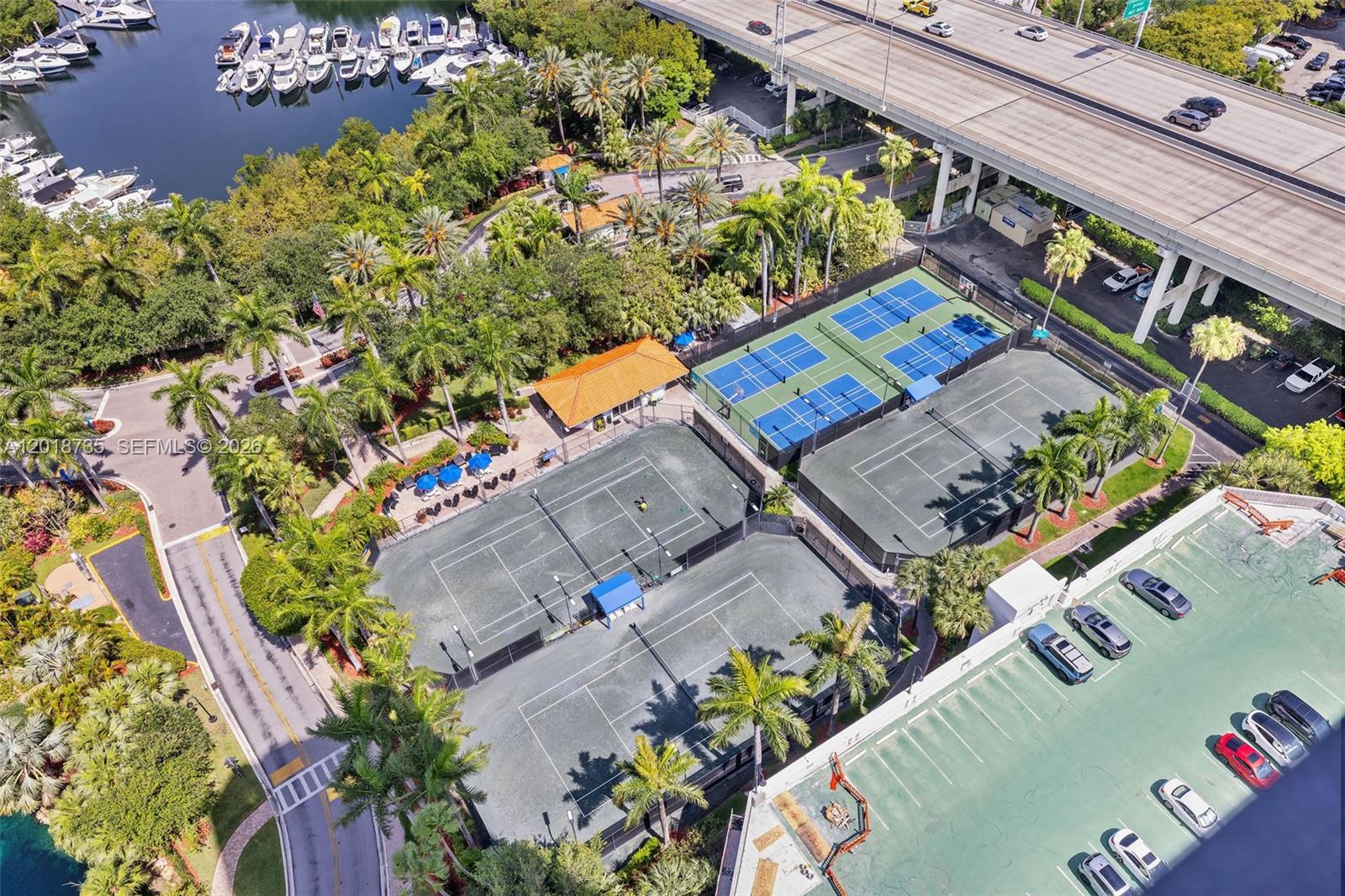 MYSTIC POINTE CONDO NO TW - Residential Lease