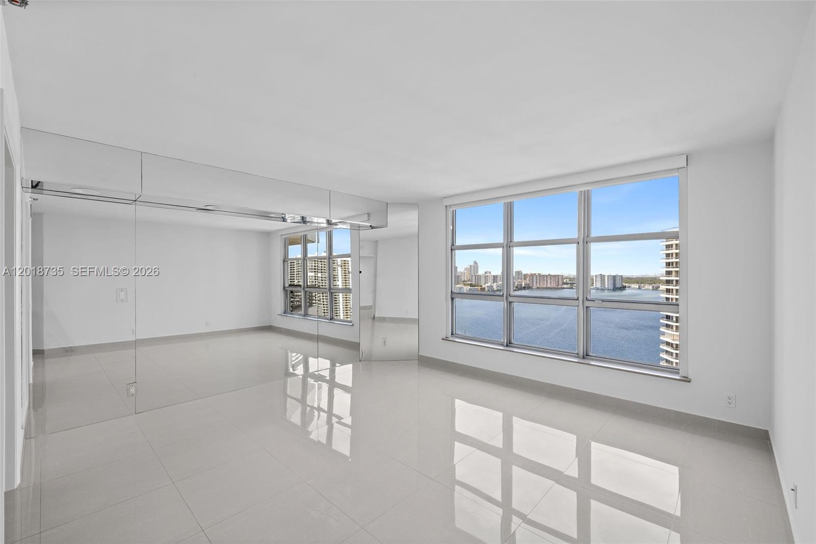 MYSTIC POINTE CONDO NO TW - Residential Lease