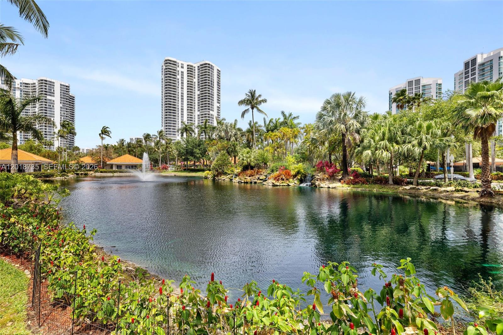 MYSTIC POINTE CONDO NO TW - Residential Lease
