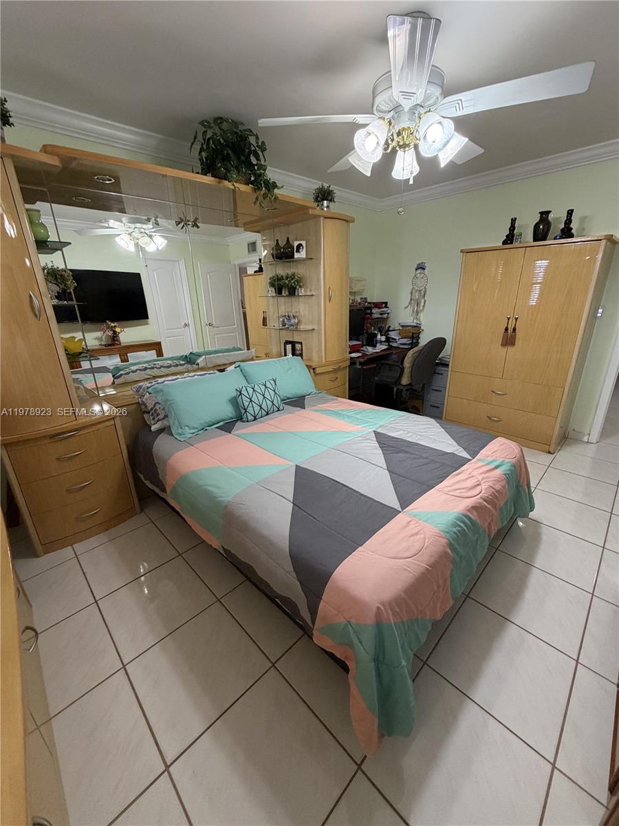 WESTLAND CONDO - Residential