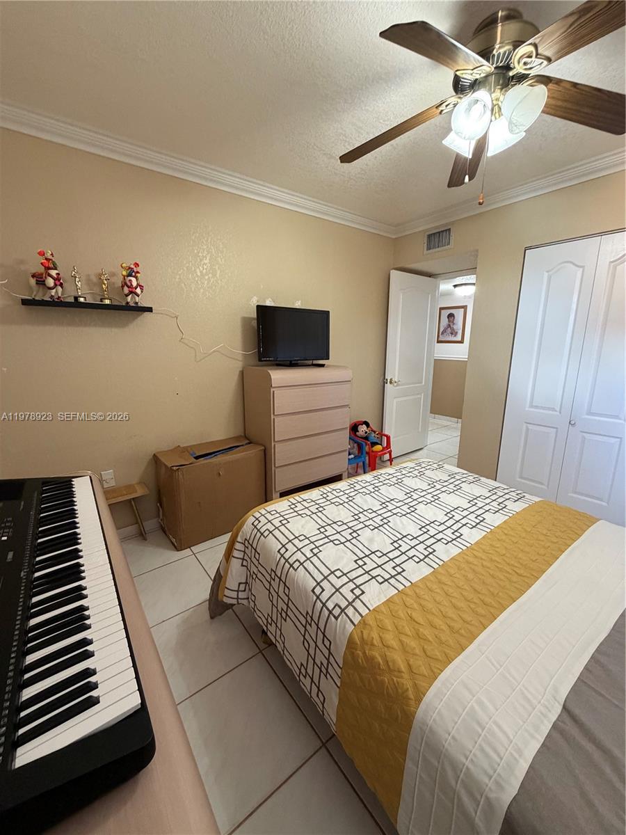 WESTLAND CONDO - Residential