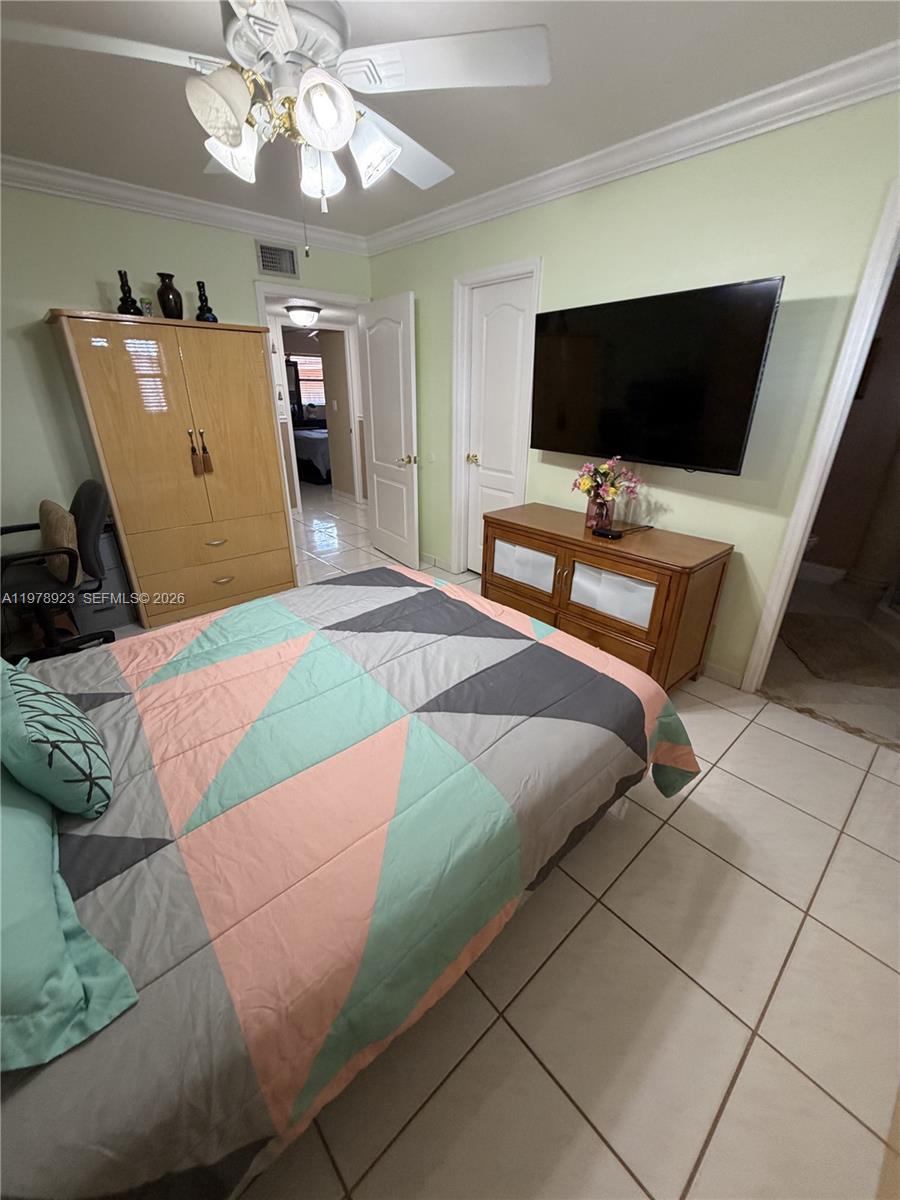WESTLAND CONDO - Residential