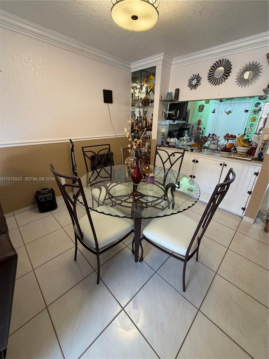 WESTLAND CONDO - Residential