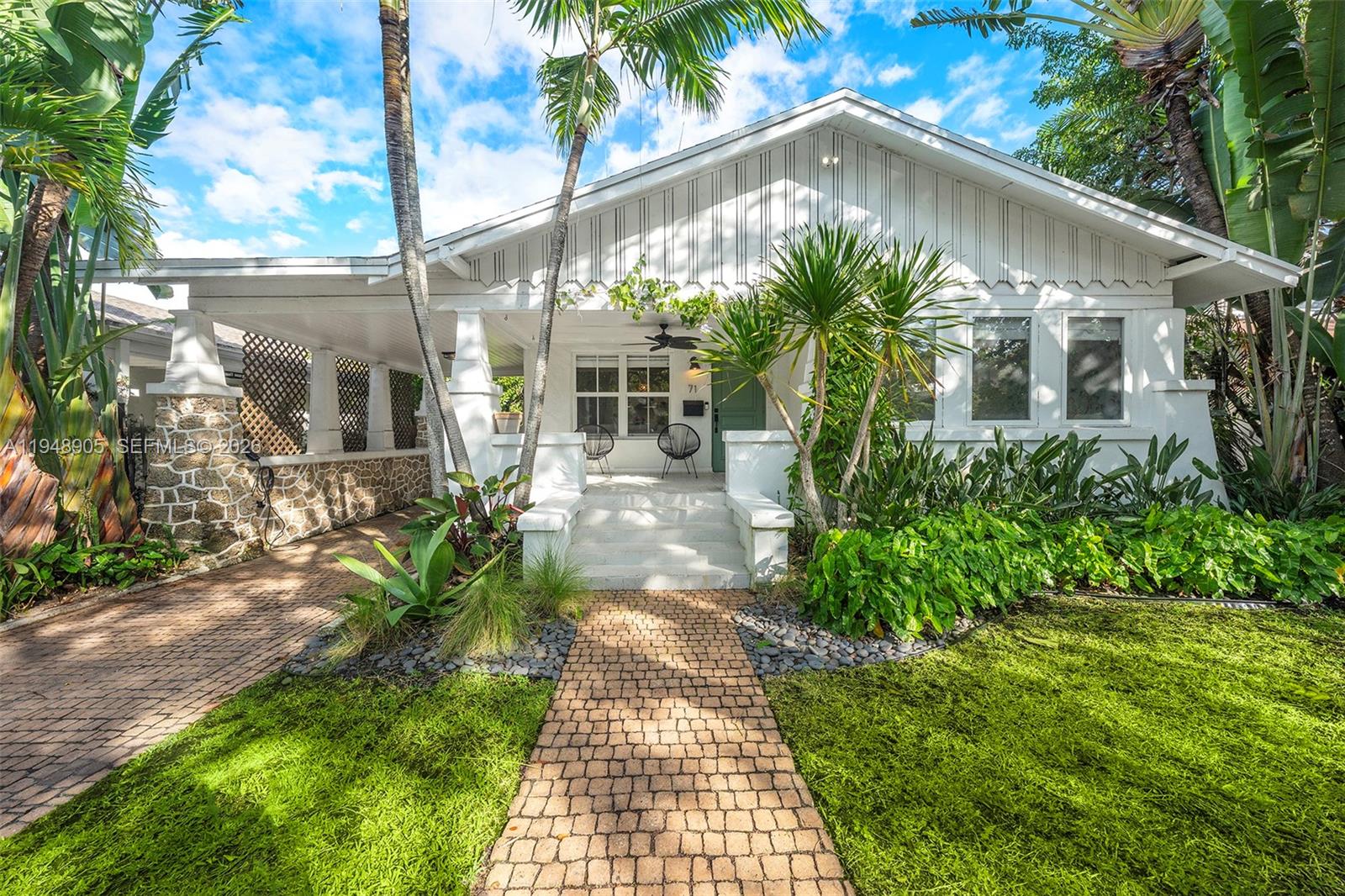 SHADOWLAWN - Residential Lease