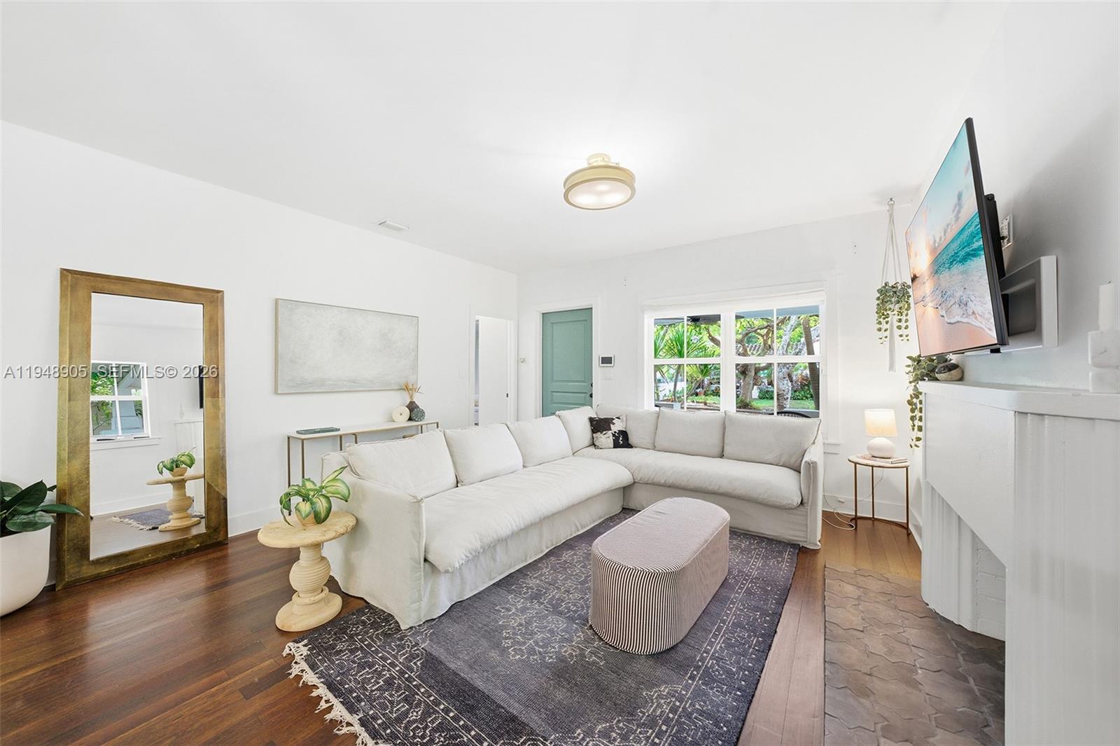 SHADOWLAWN - Residential Lease