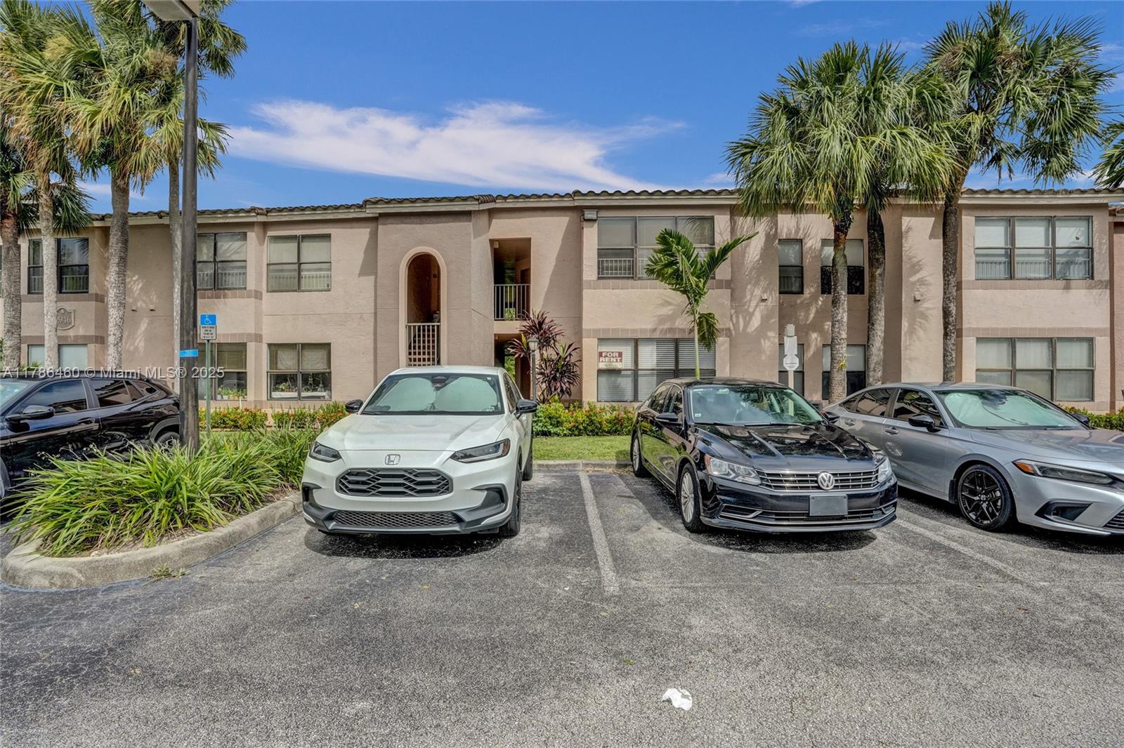 Do not walk, Run! This beautifully upgraded 1 BD | 1 BA is perfect for students, located just steps away from Nova Southeastern University & other colleges. WASHER/DRYER INSIDE UNIT! The spacious unit features a large bedroom with a walk-in closet. The kitchen is fully equipped with brand new appliances plus new cabinets w/ quartz countertops. The living space offers a fantastic view. Enjoy access to the newly renovated pool, clubhouse with fitness center, hot tub, tennis courts, and BBQ area. Yes, this unit is conveniently close to shopping centers, I-75, and I-595, with an easy walk to nearby stores, restaurants, and nightlife.