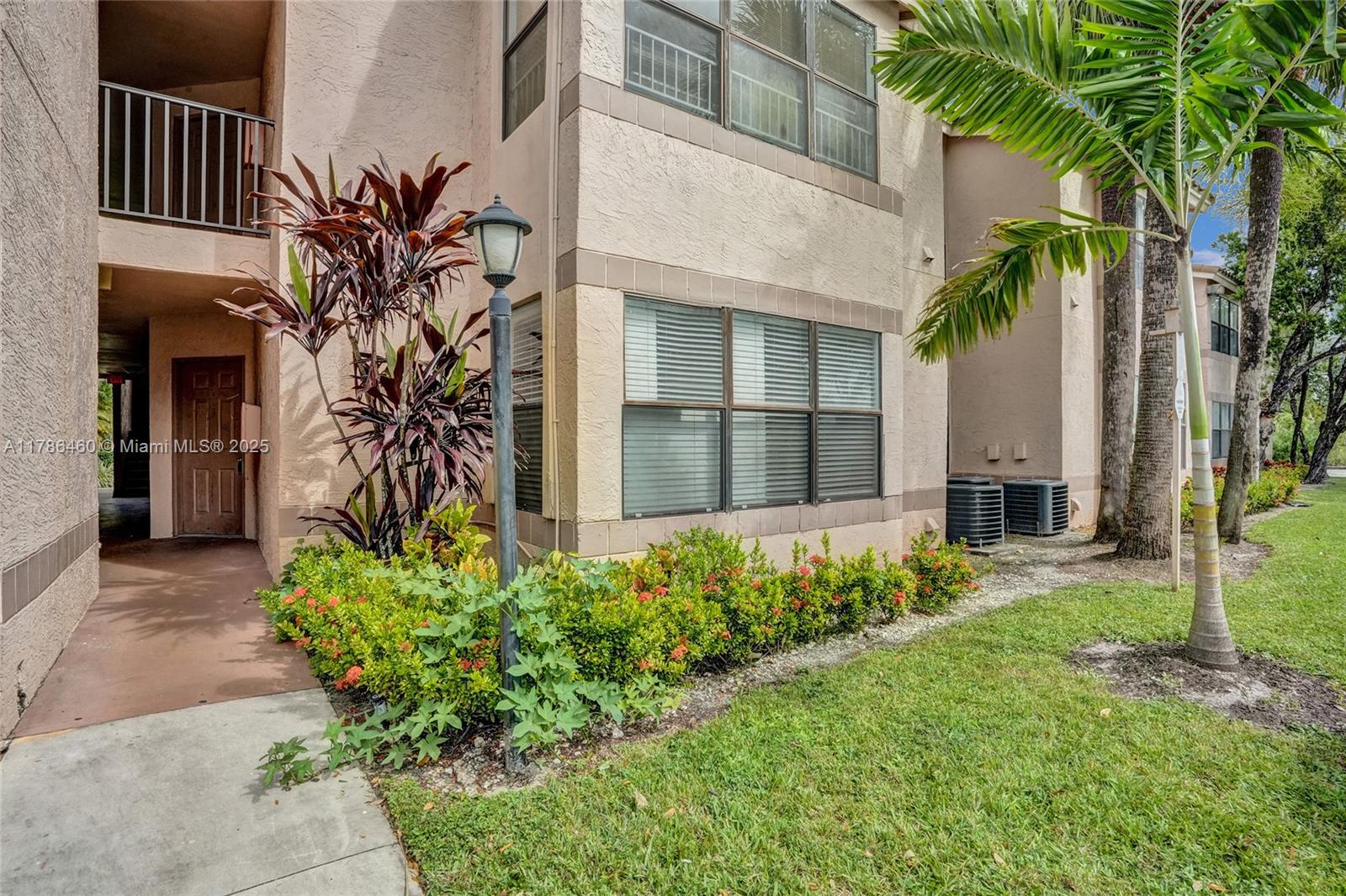 SUNDANCE AT DAVIE CONDO - Residential