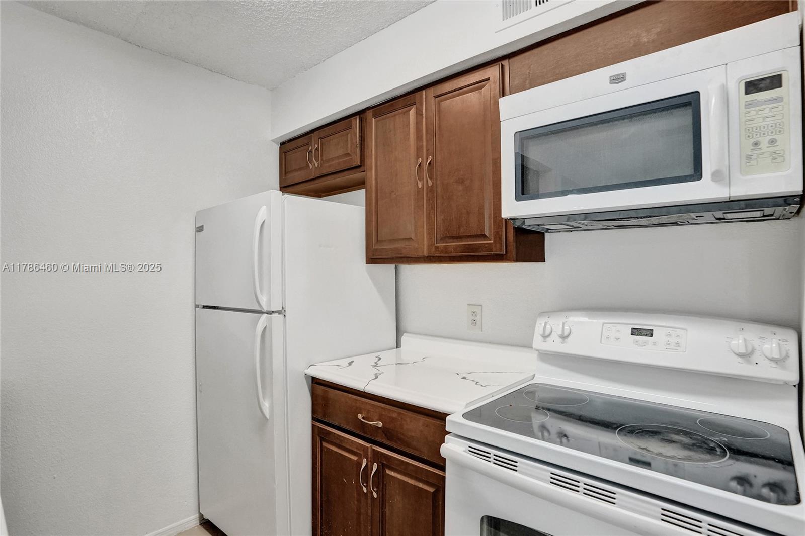 SUNDANCE AT DAVIE CONDO - Residential