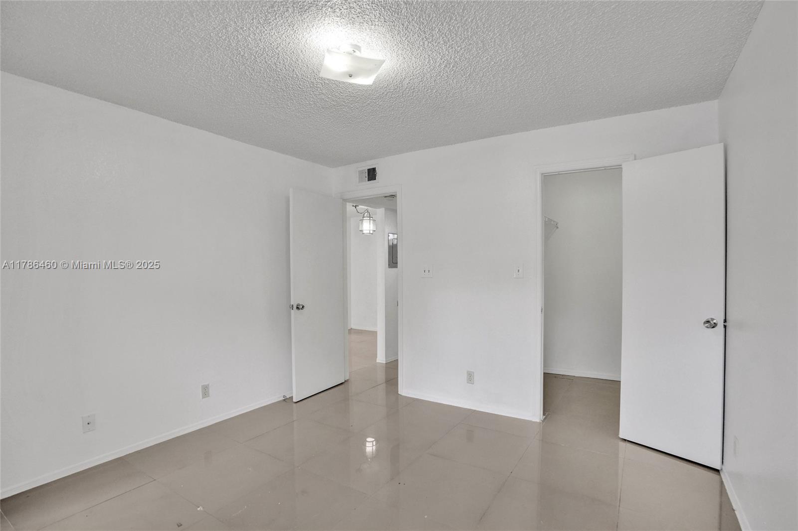 SUNDANCE AT DAVIE CONDO - Residential
