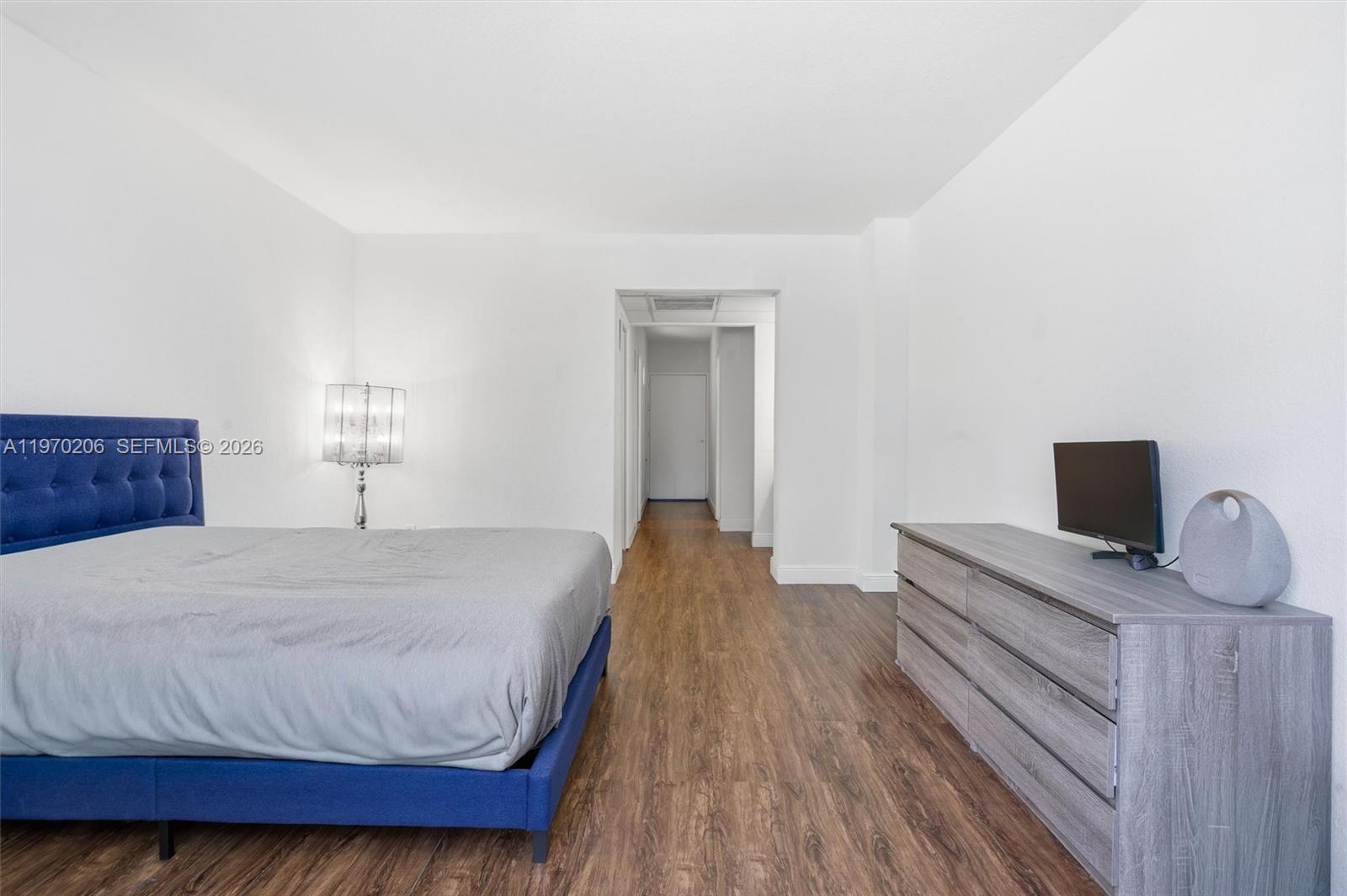 OCEANVIEW BUILDING A COND - Residential