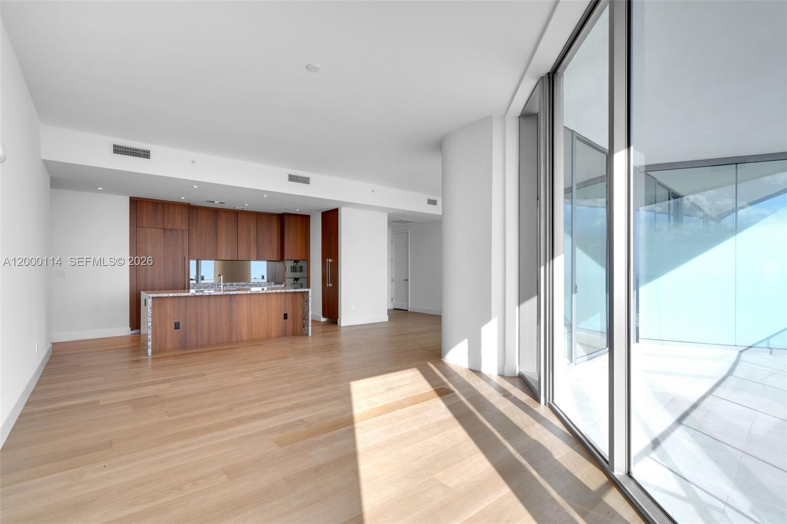 UNA RESIDENCES - Residential