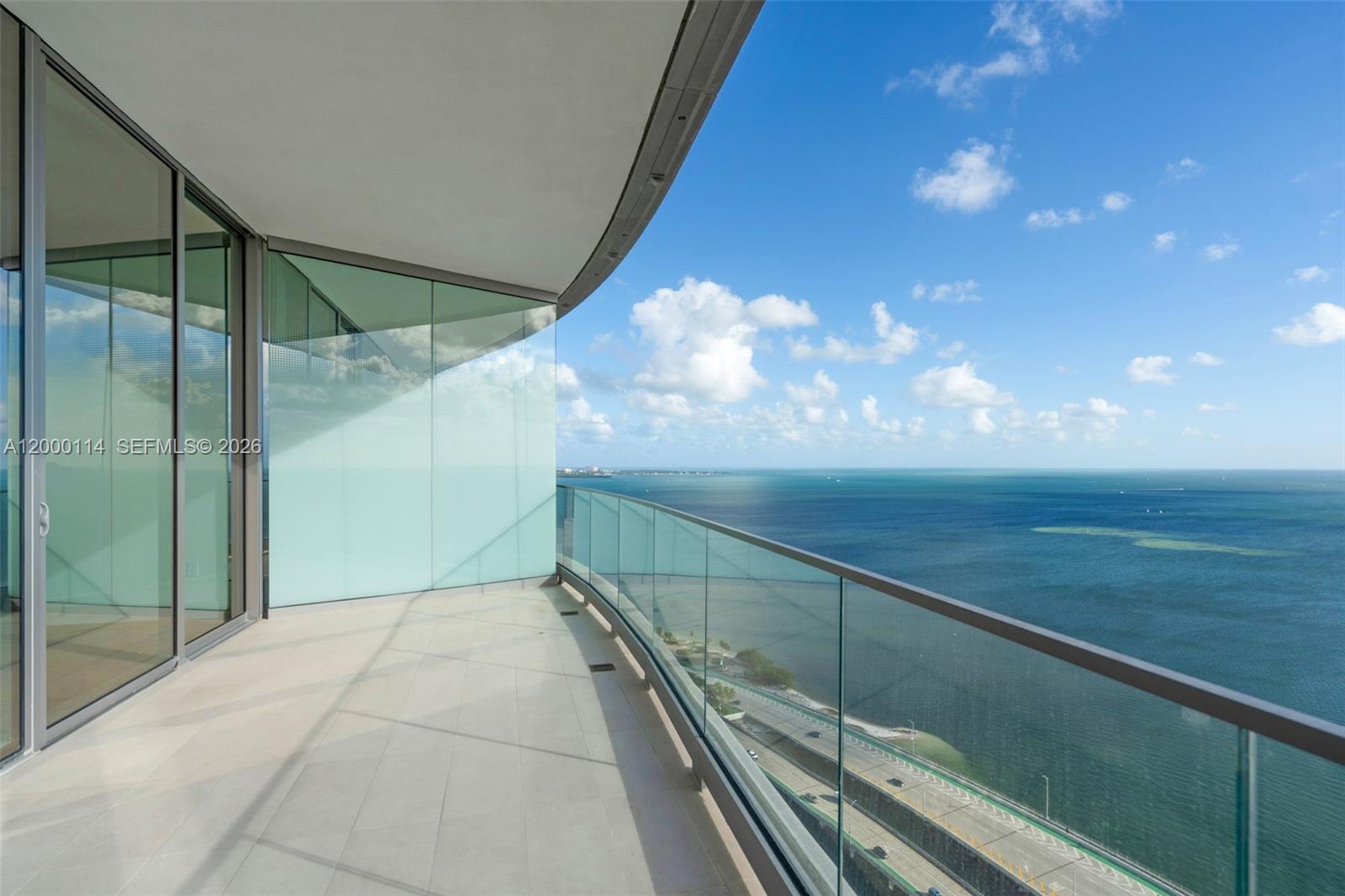 UNA RESIDENCES - Residential