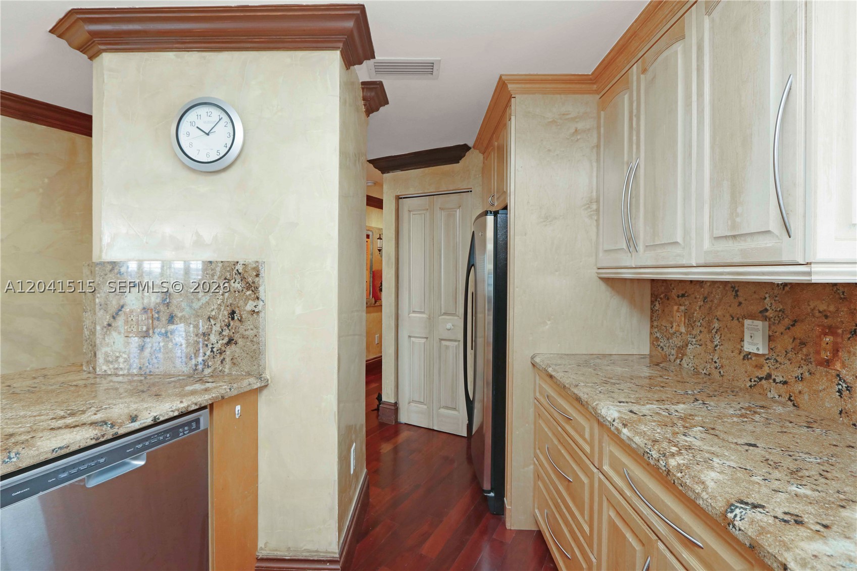 TEN ARAGON CONDO - Residential Lease