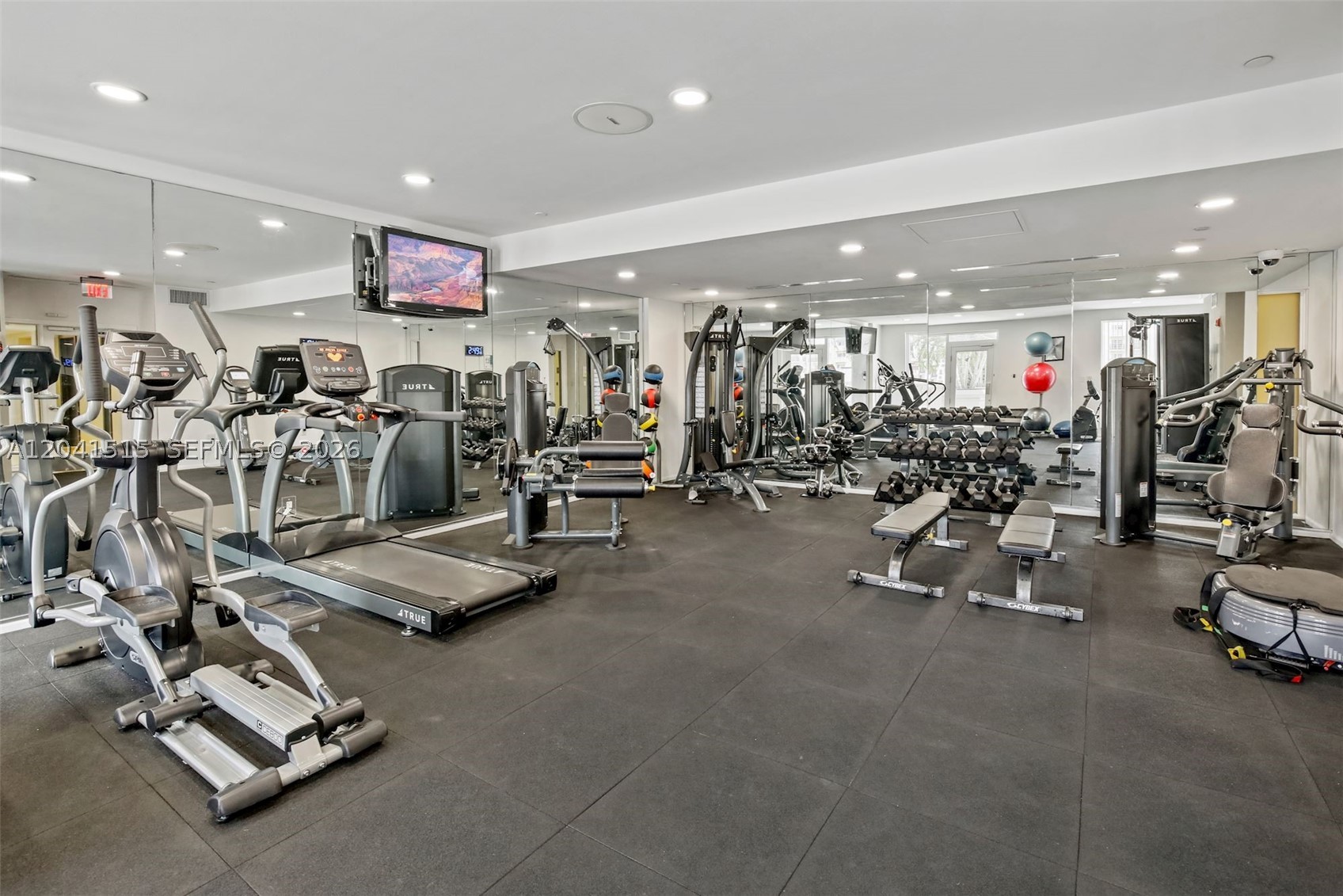 TEN ARAGON CONDO - Residential Lease