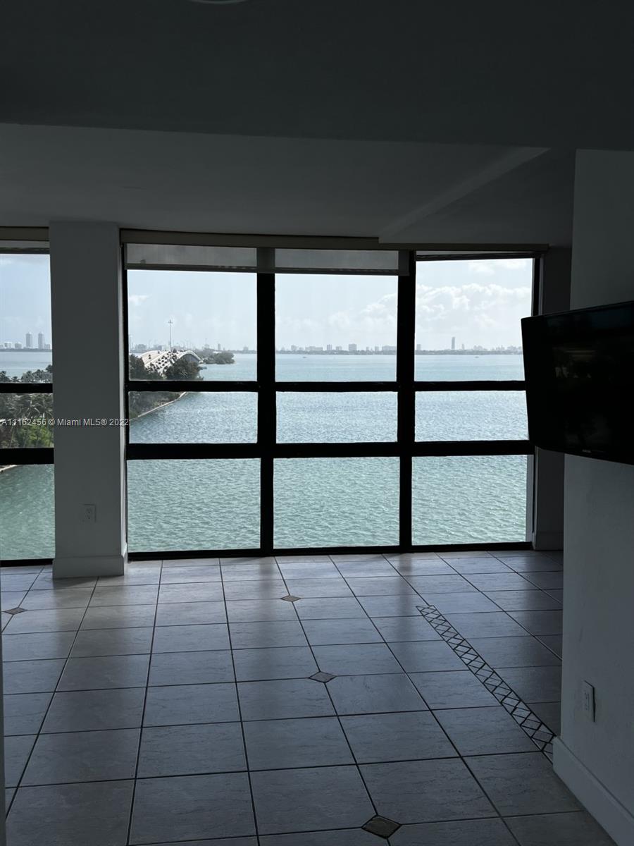 CHARTER CLUB CONDO - Residential