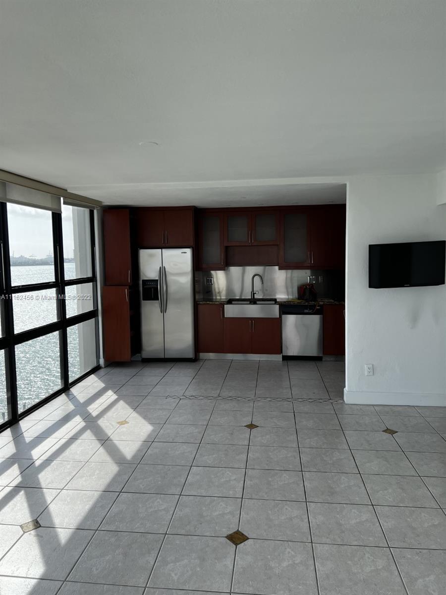 CHARTER CLUB CONDO - Residential