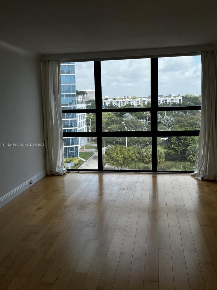 CHARTER CLUB CONDO - Residential