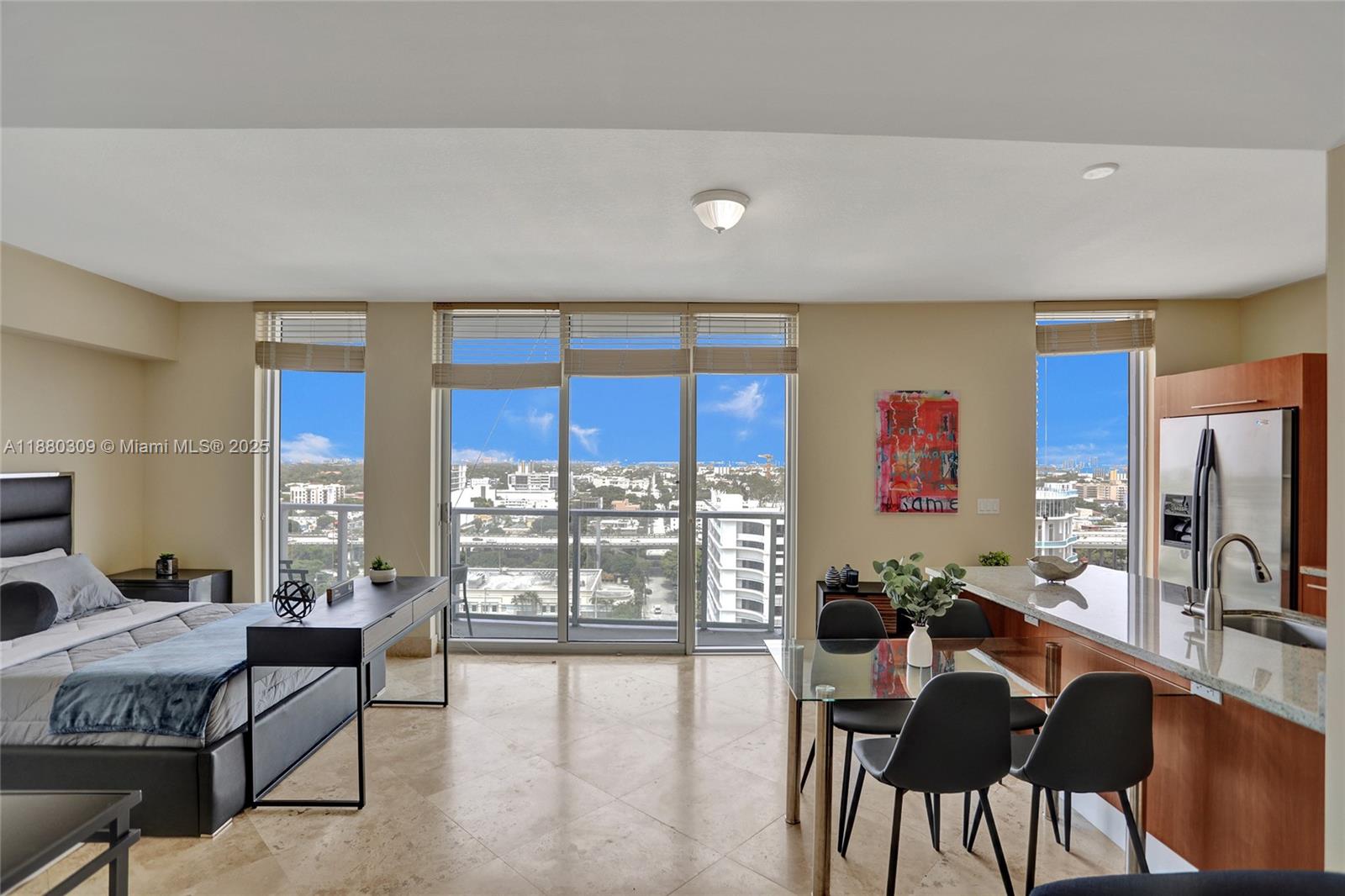 LATITUDE ON THE RIVER CON - Residential