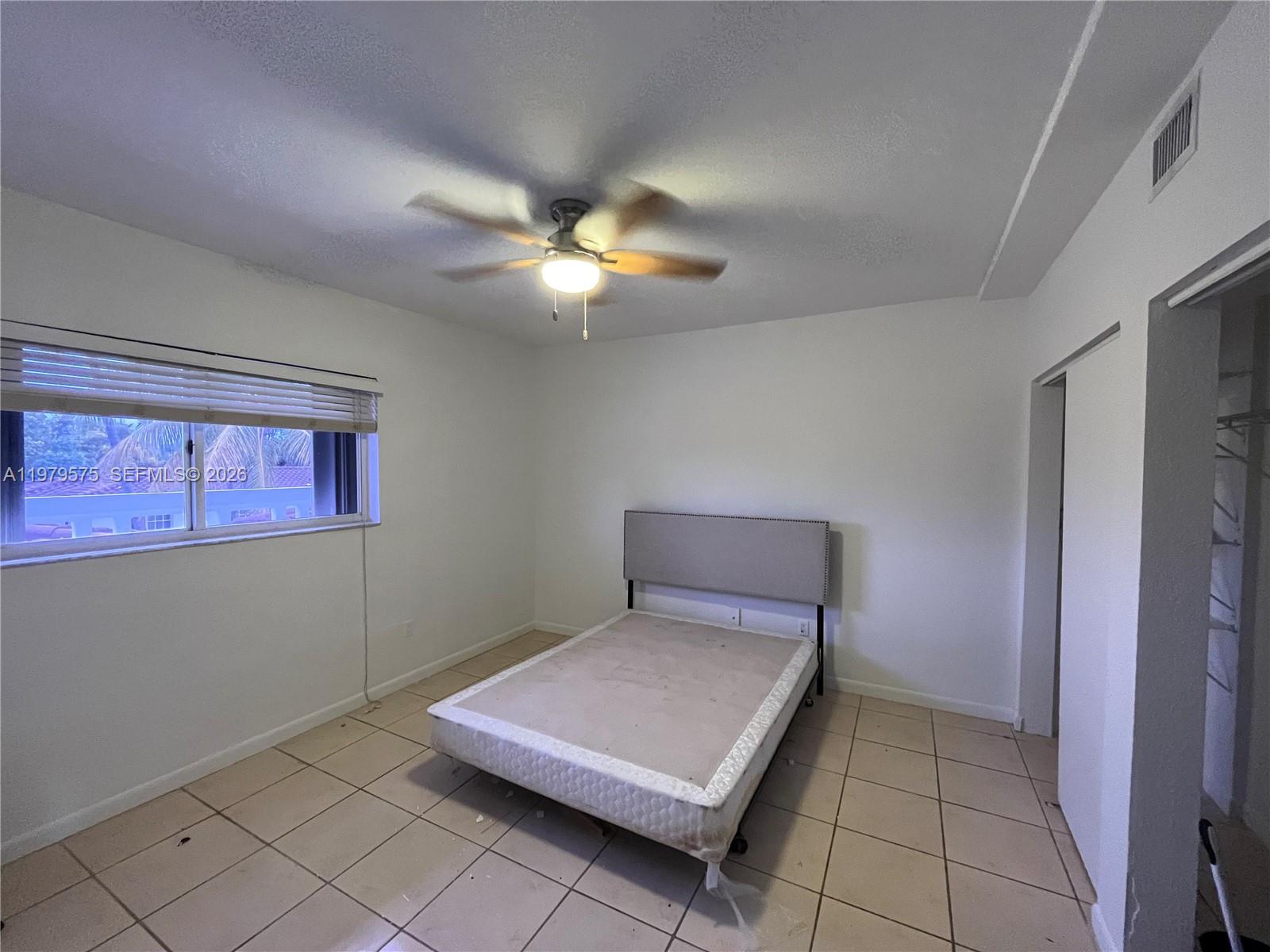 RIVE MARSEILLES CONDO - Residential