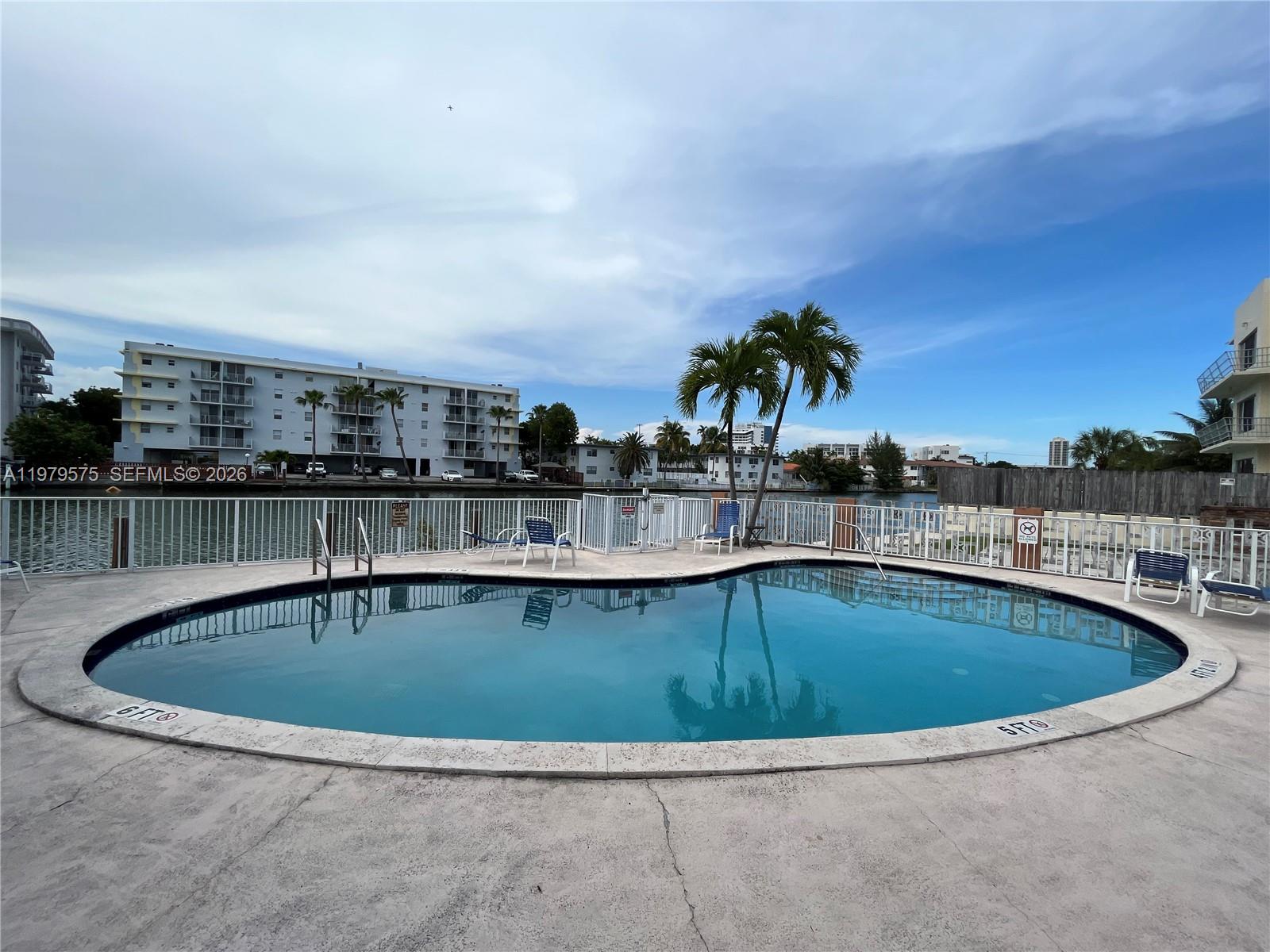 RIVE MARSEILLES CONDO - Residential