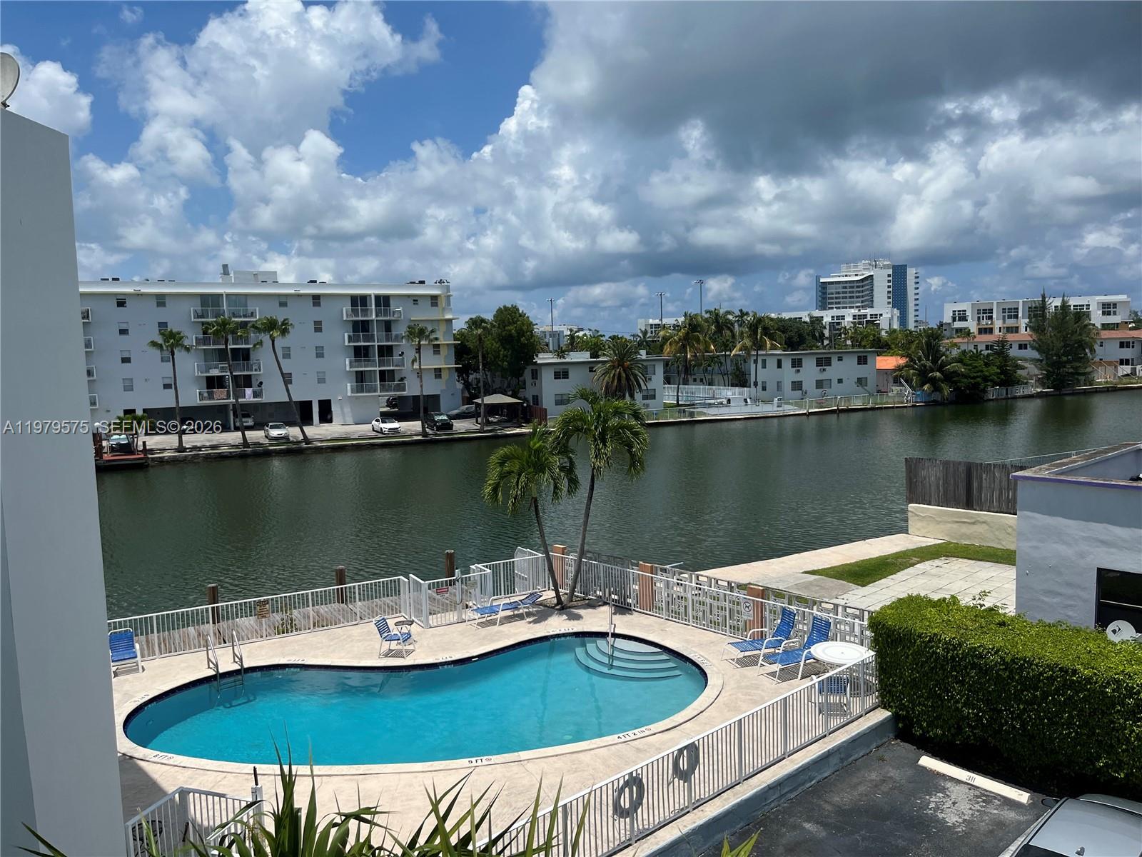RIVE MARSEILLES CONDO - Residential