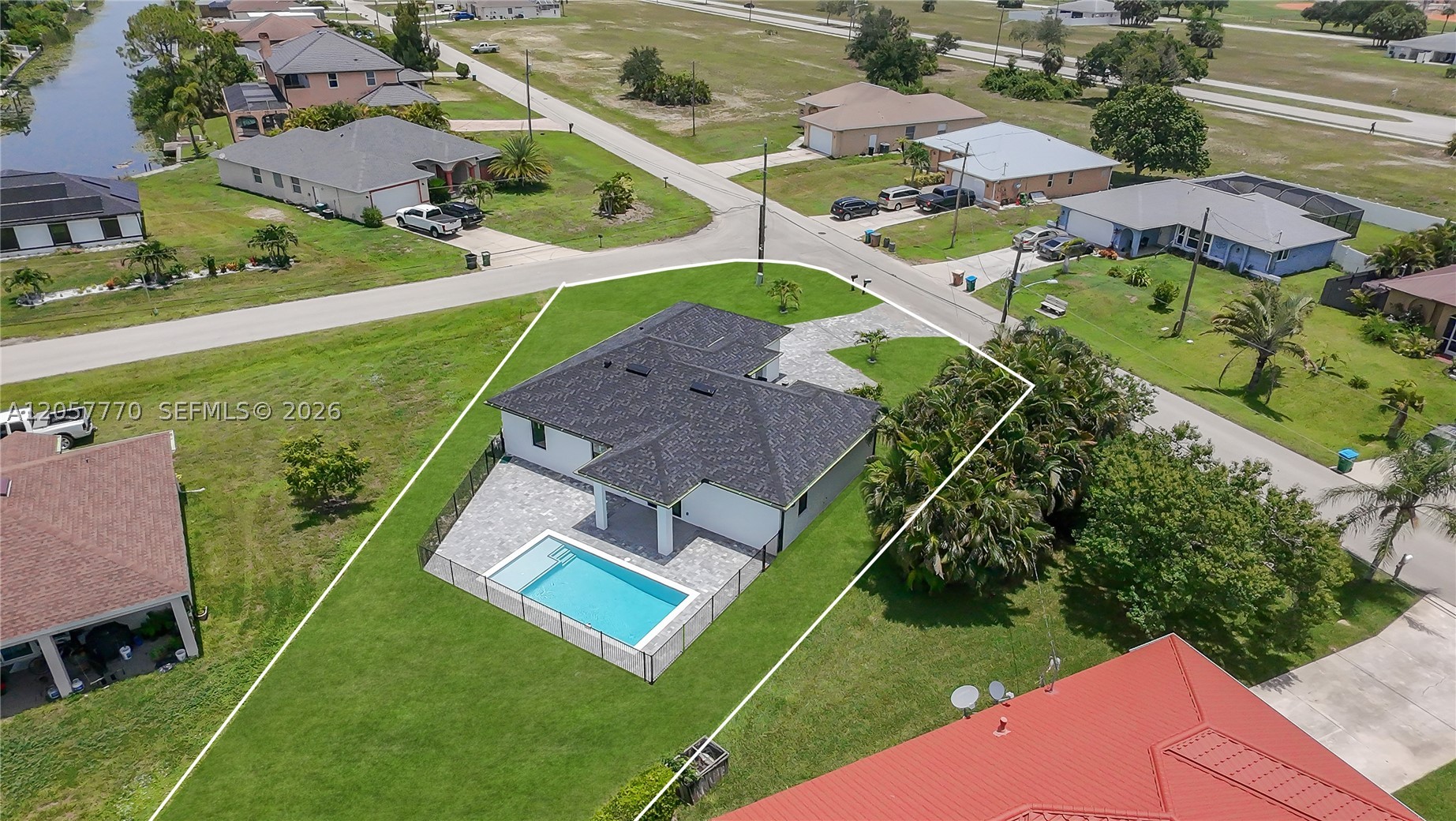 CAPE CORAL - Residential